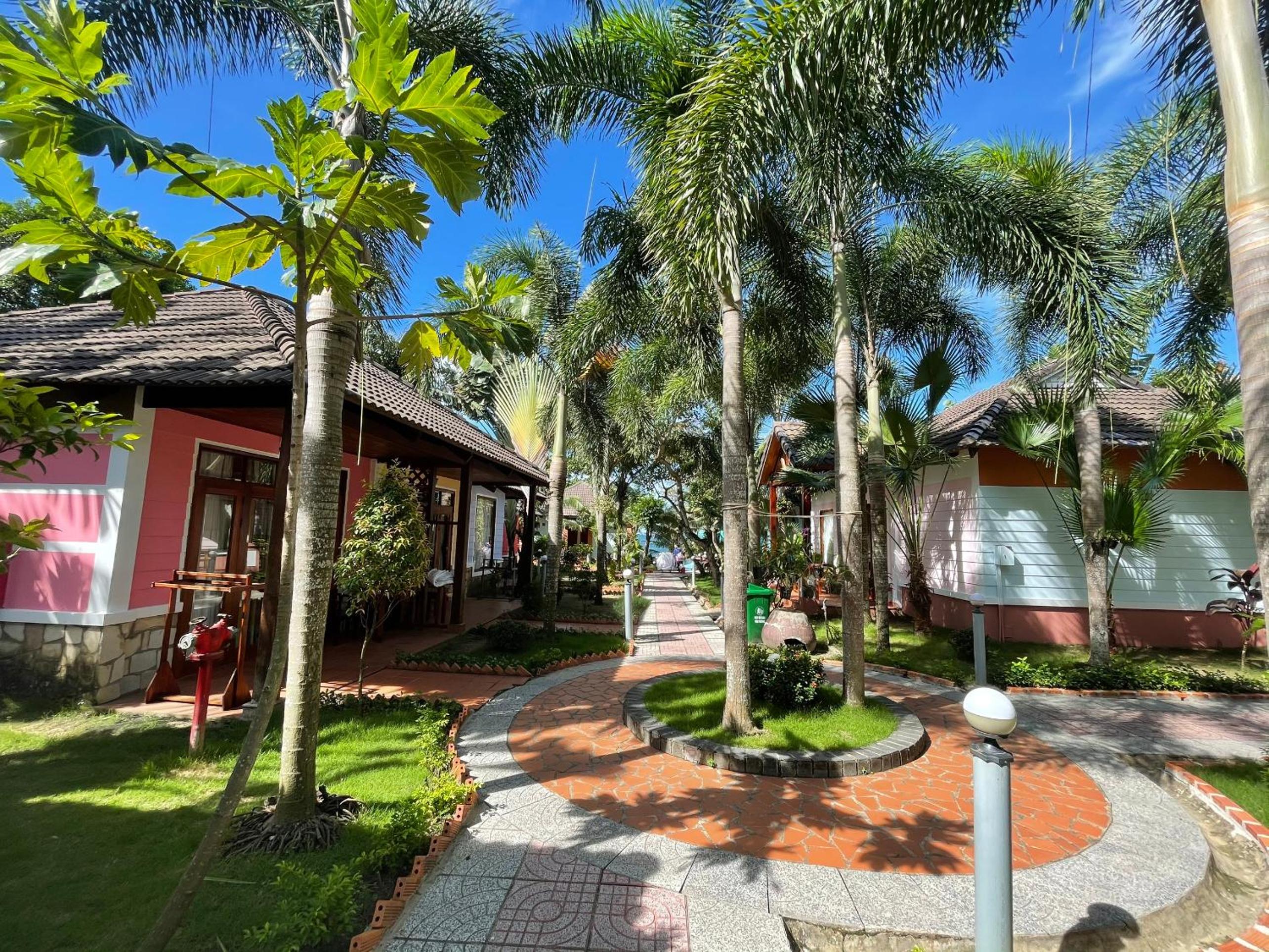 Orange Resort