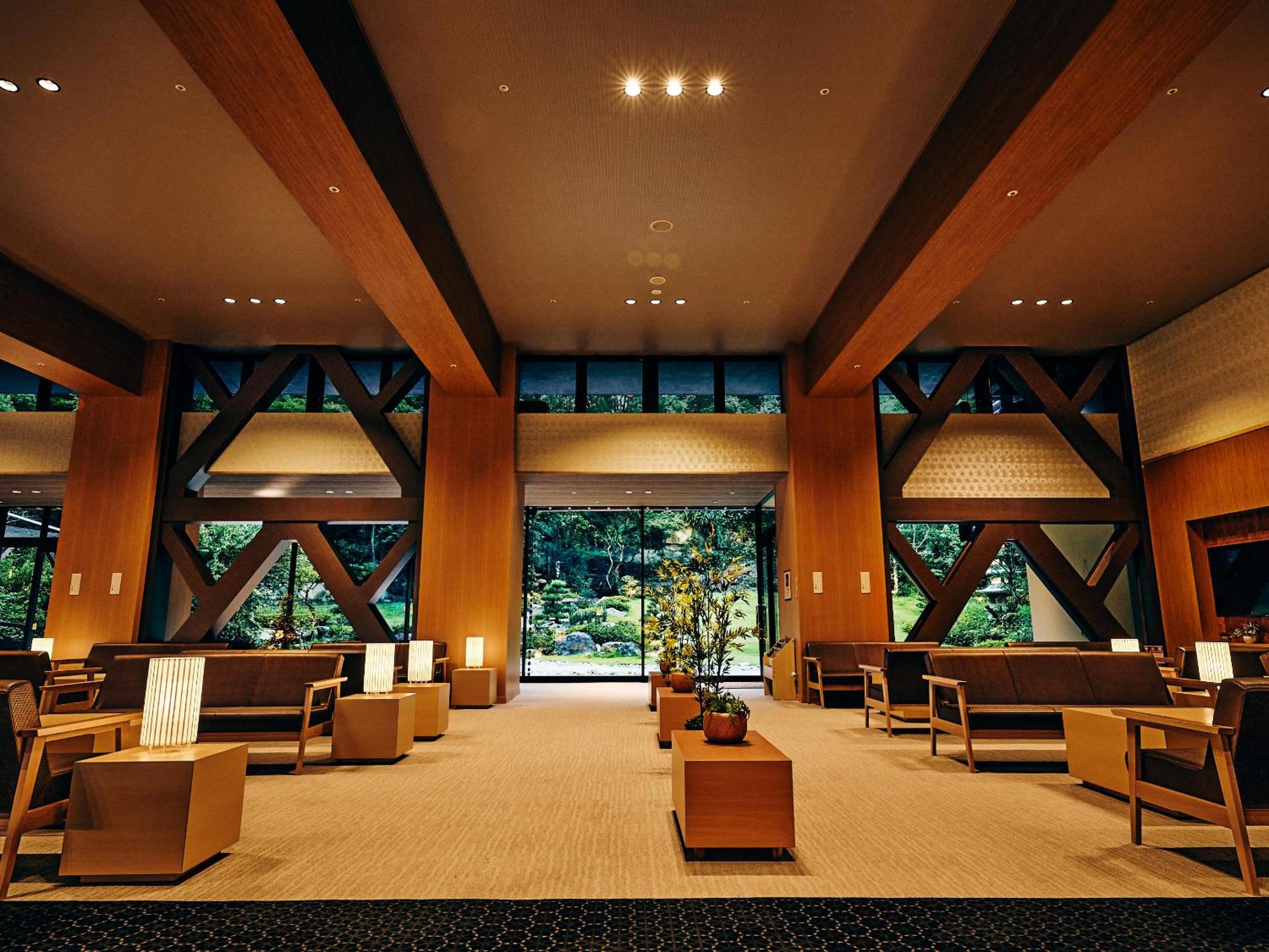 Ooedo Onsen Monogatari Premium Shirahama Gyoen
