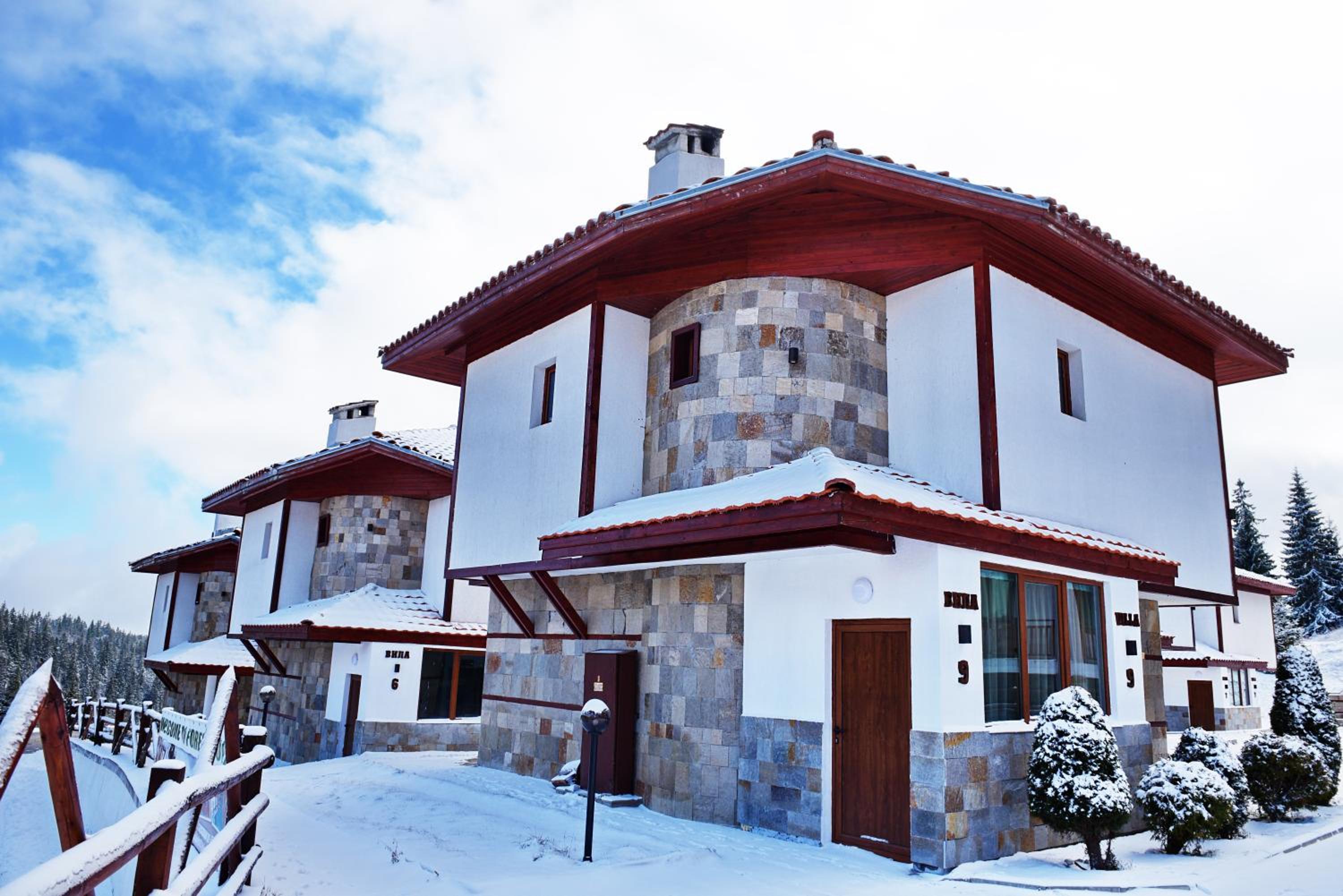 Forest Nook Villas