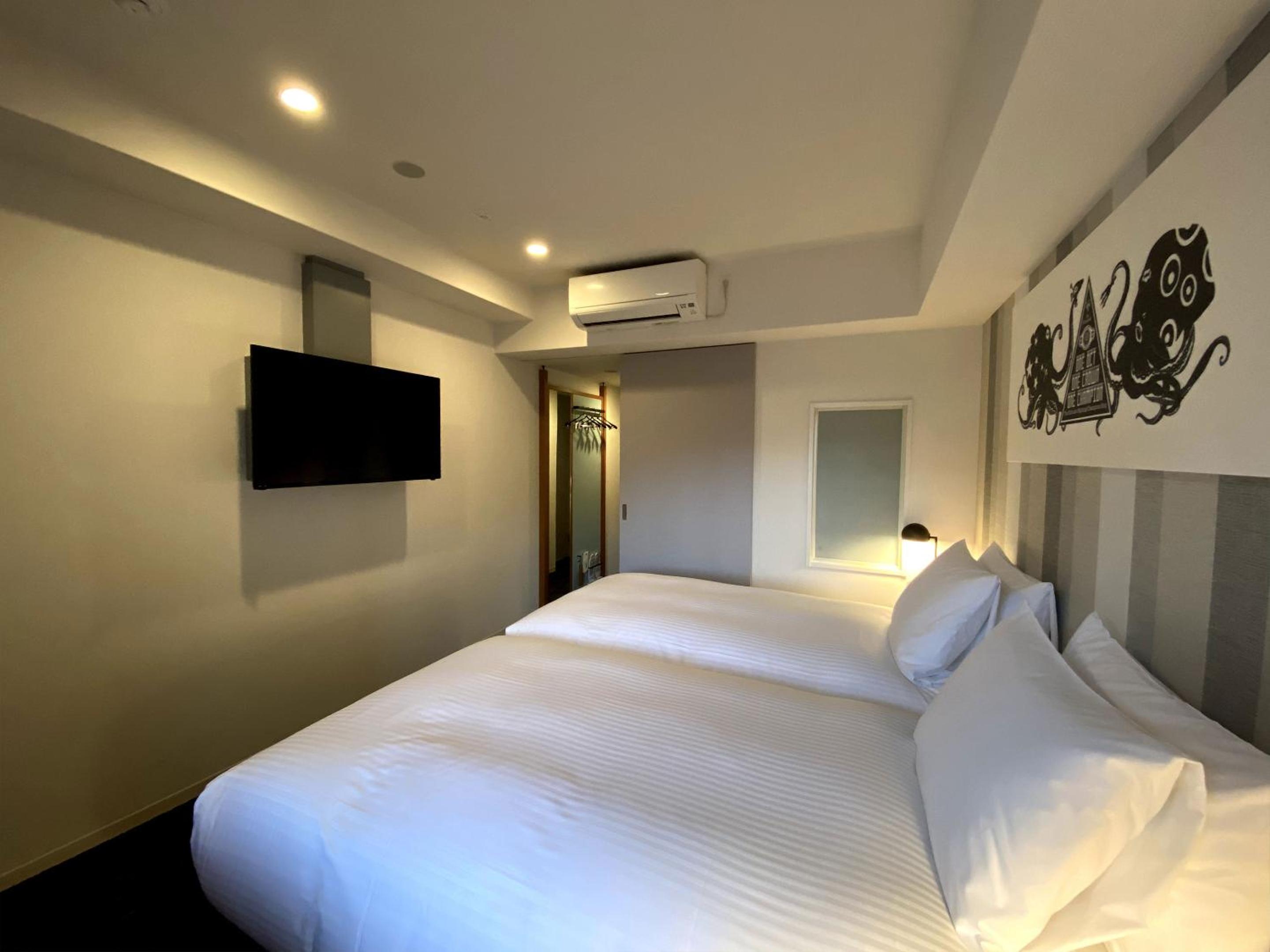 Umedaholic Hotel 18