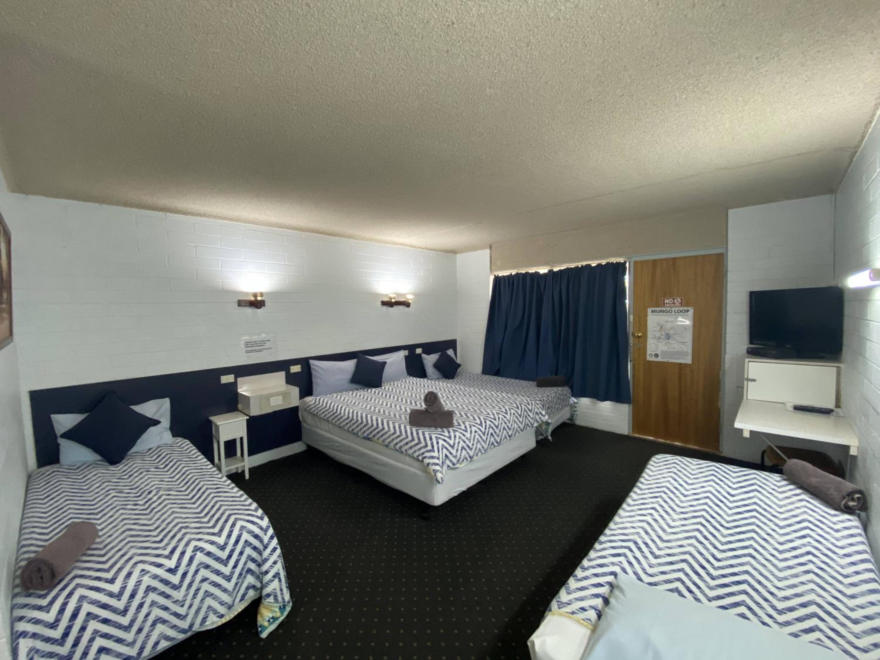 Capri Motel