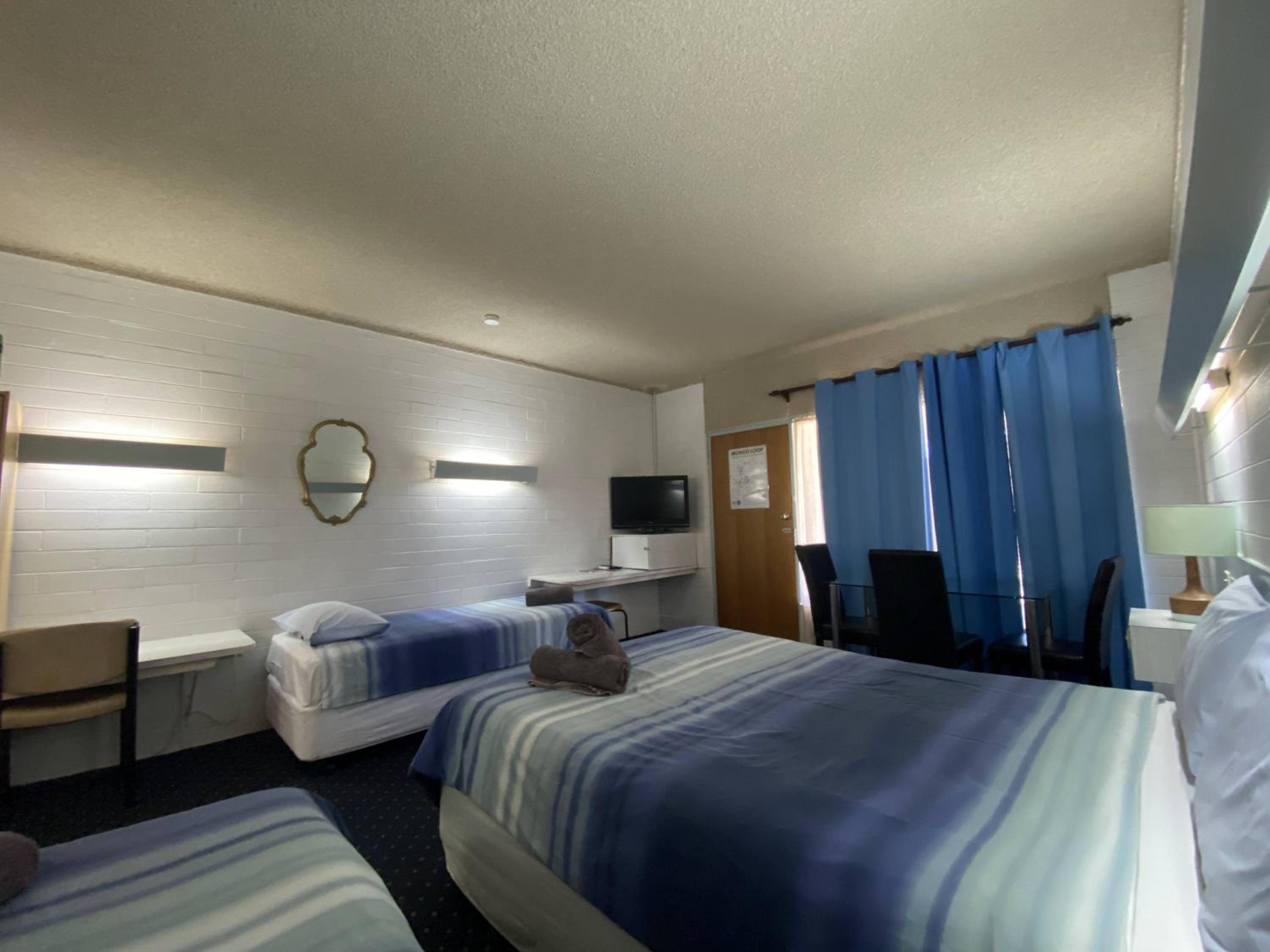 Capri Motel