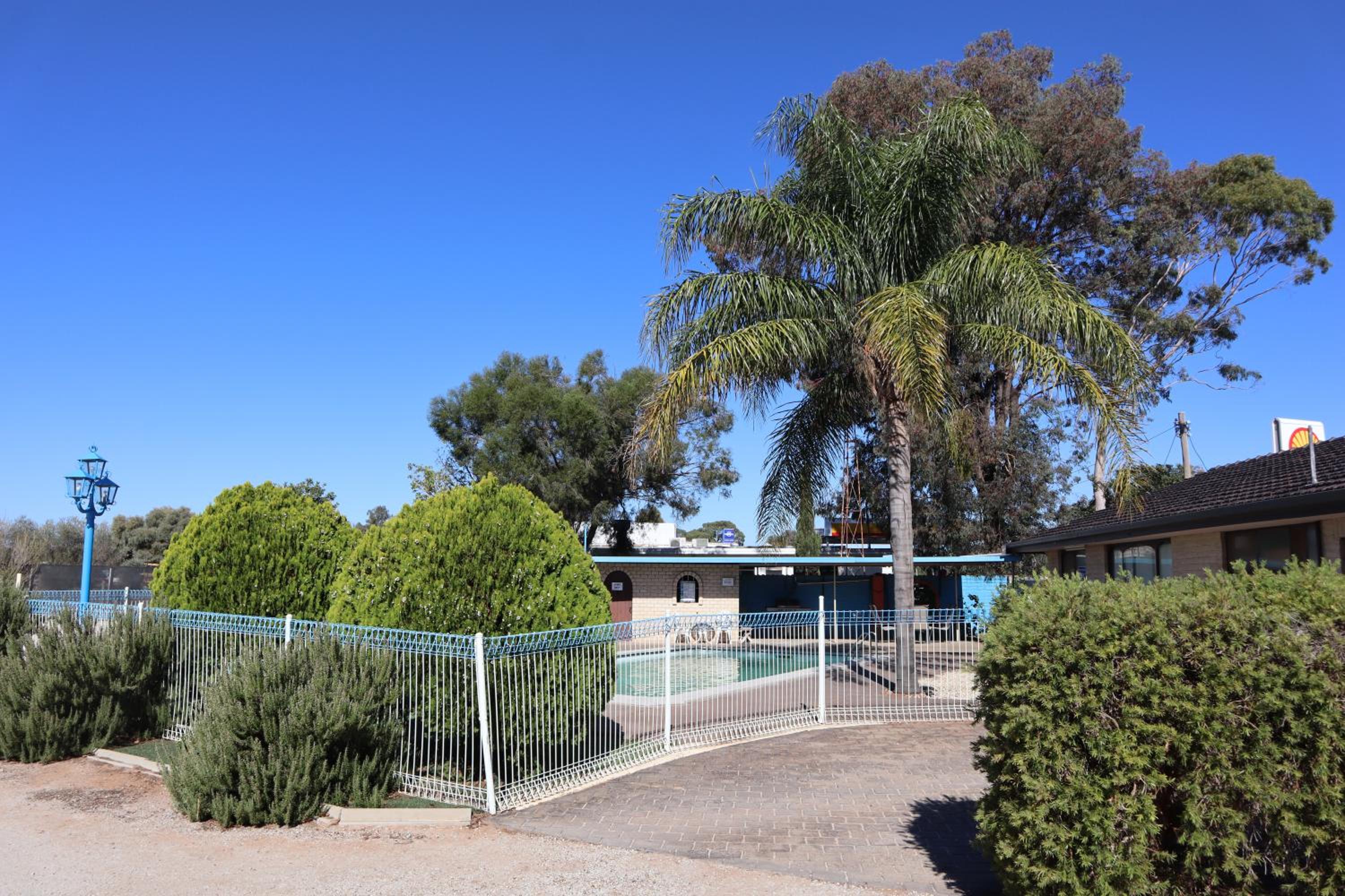 Capri Motel