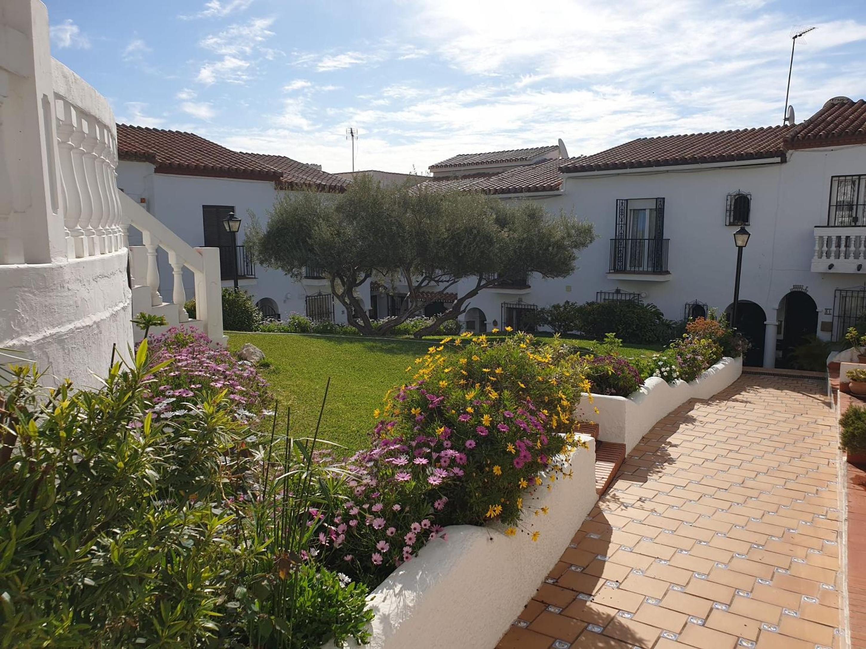 HACIENDA 36 MENYBER view 2