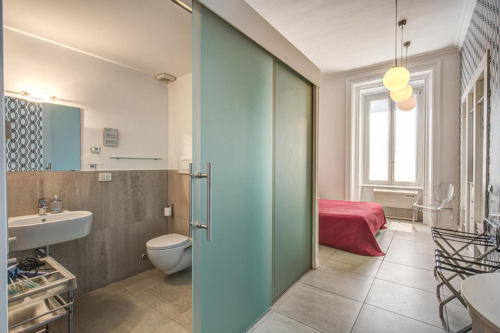 Enjoy apartment luxury in Rome
