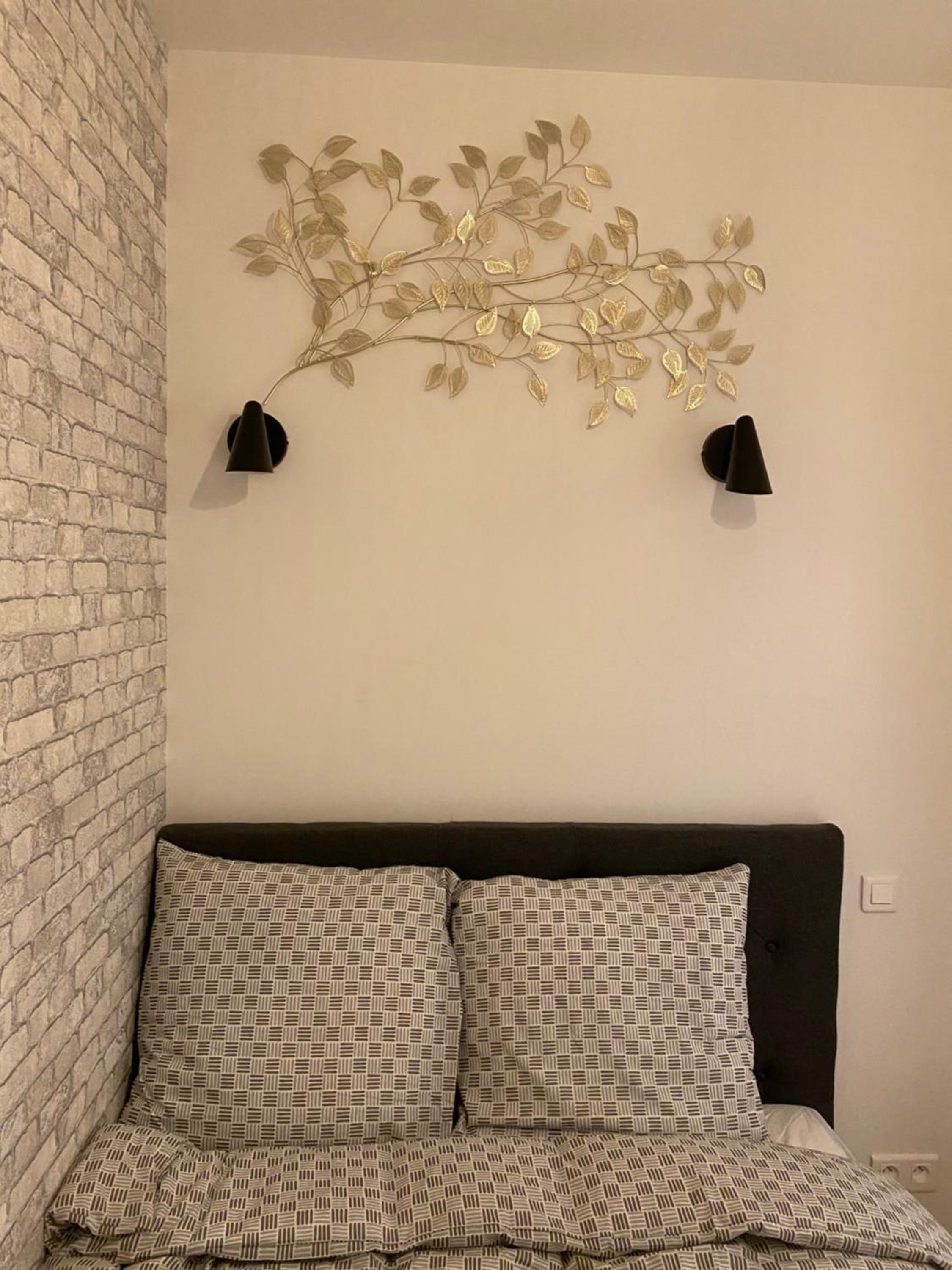 Alex's house