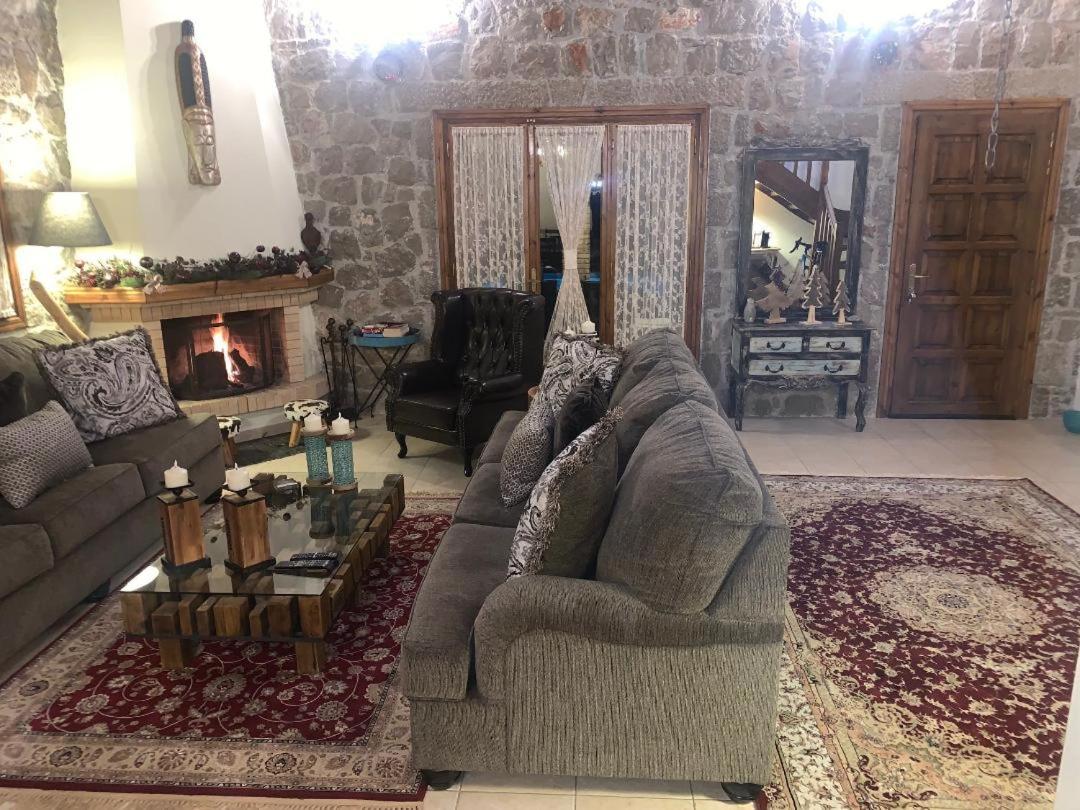 Photo 19