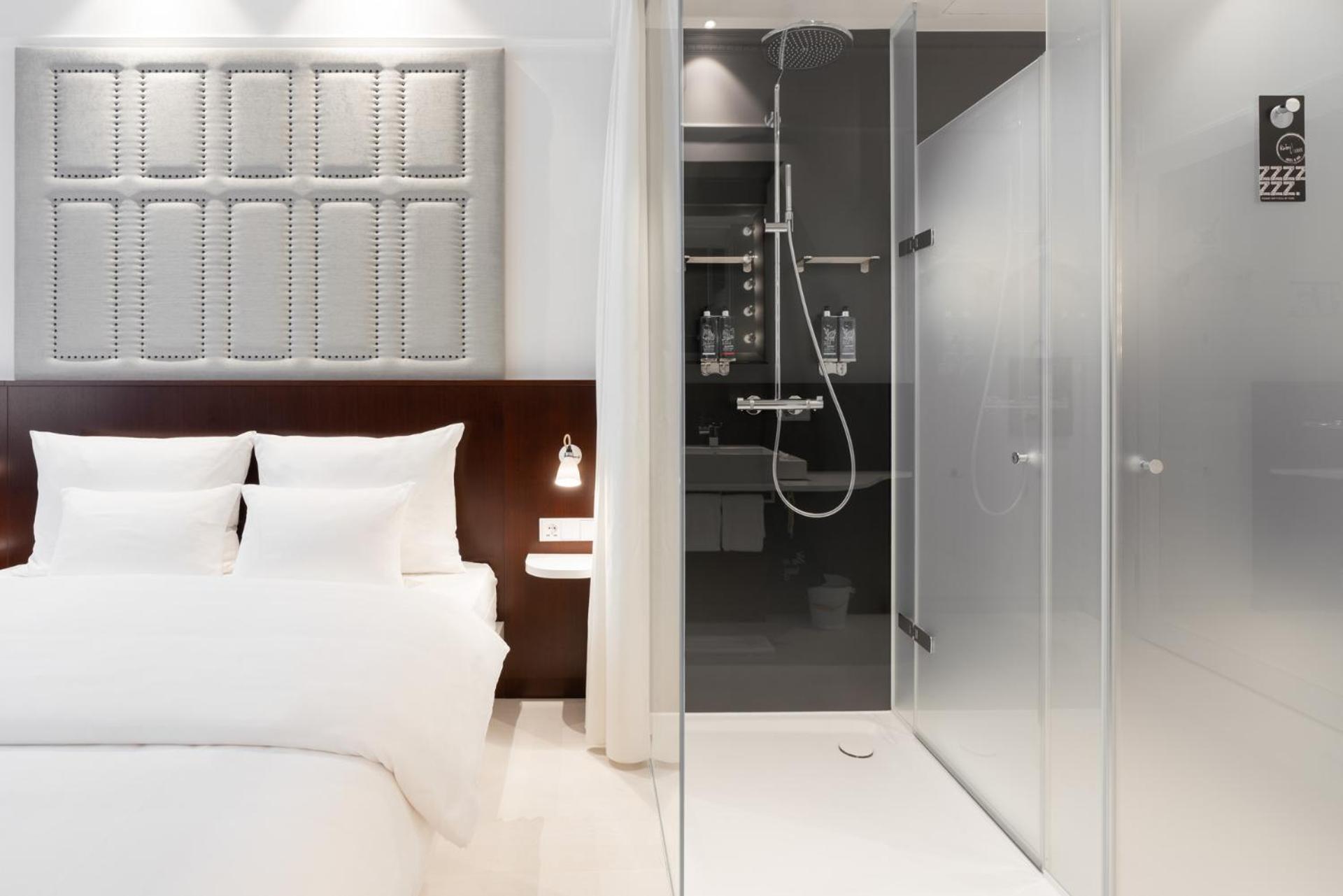 Ruby Louise Hotel Frankfurt - Property Image 1
