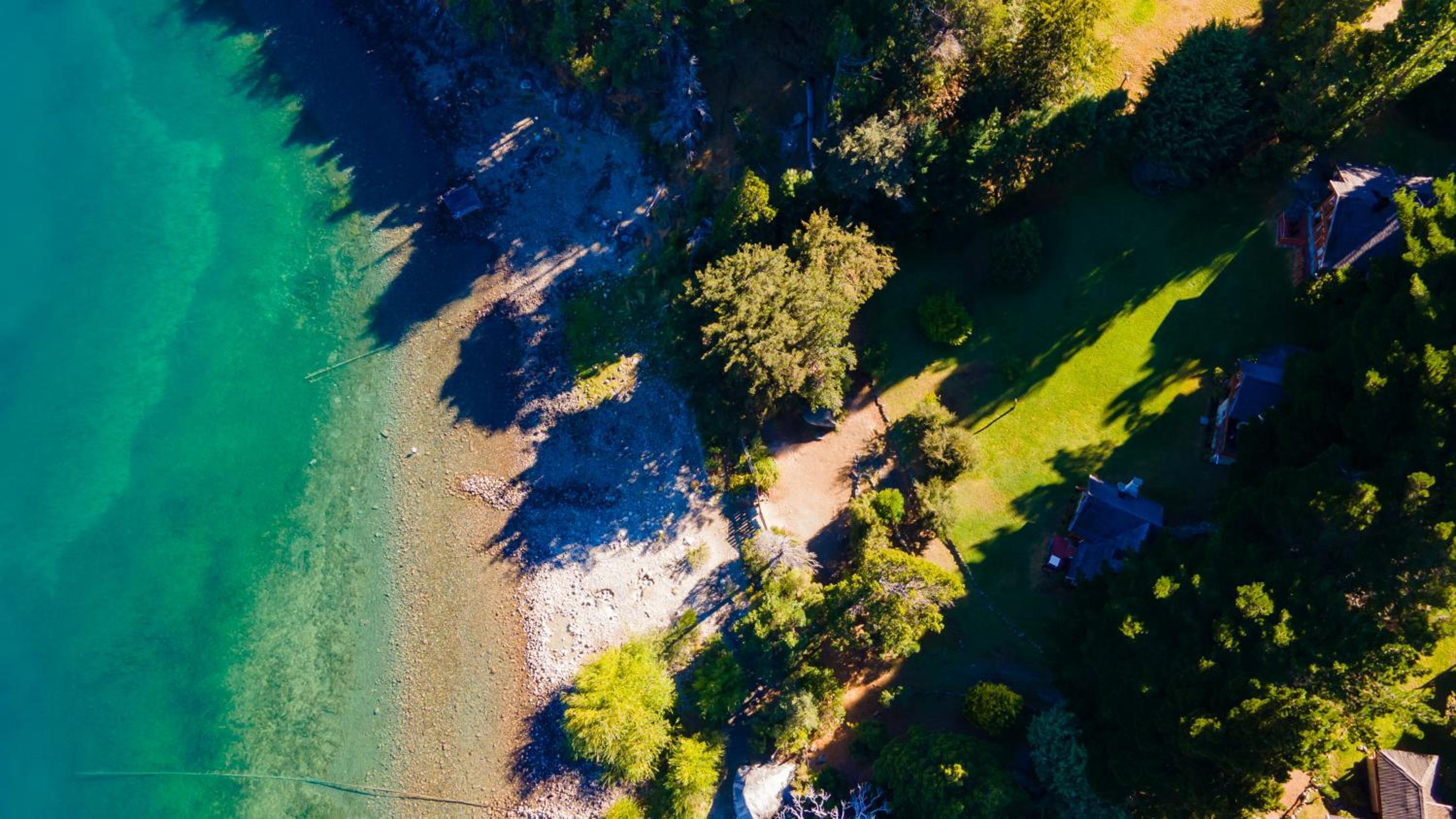 Cabañas Villa Labrador con costa de lago