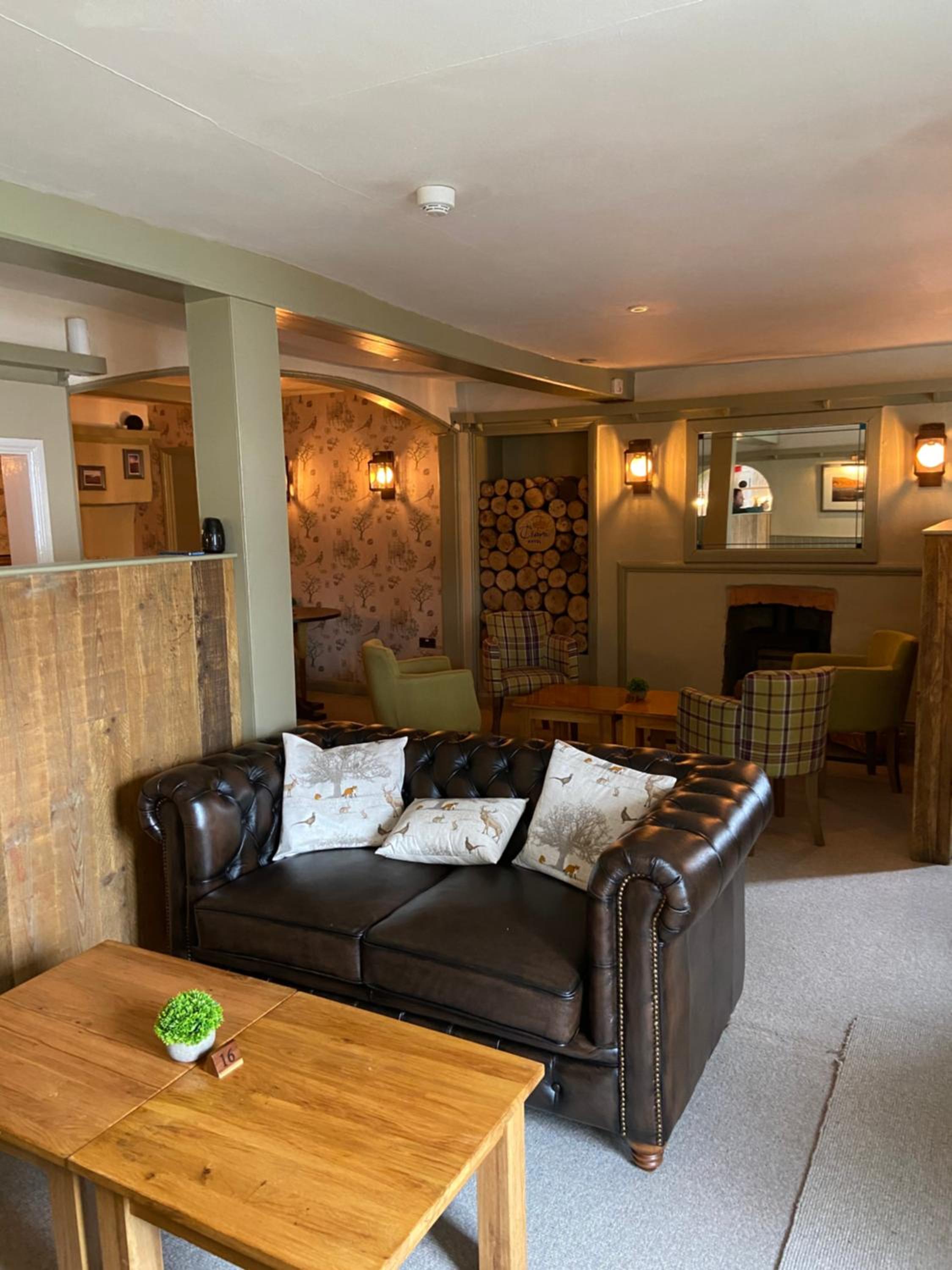 Lynton Vacations - The Crown Hotel - Property Image 20