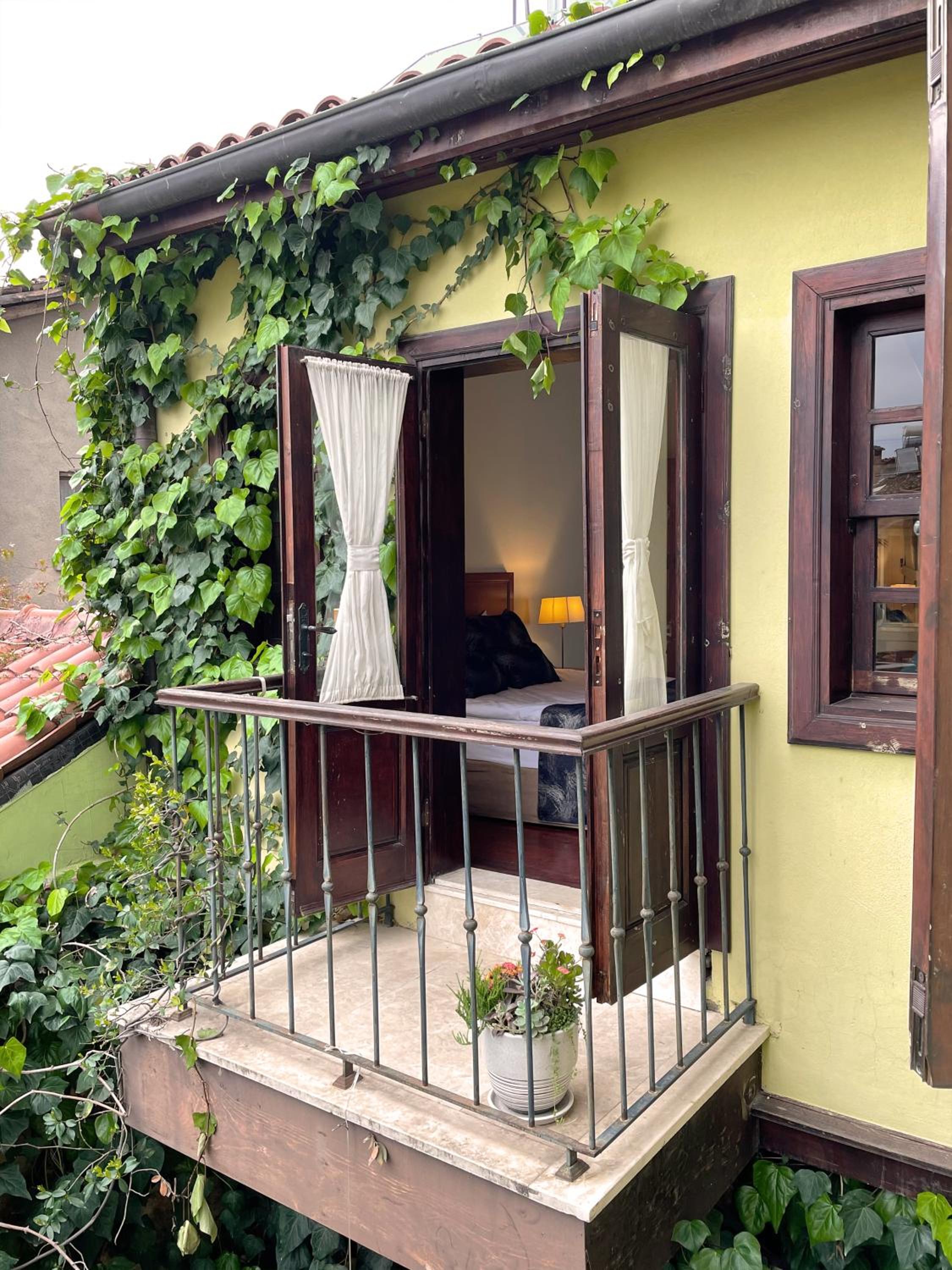 Hotel Mille Kaleiçi becomes 'Hotel Mille Kaleiçi.' - Image 11