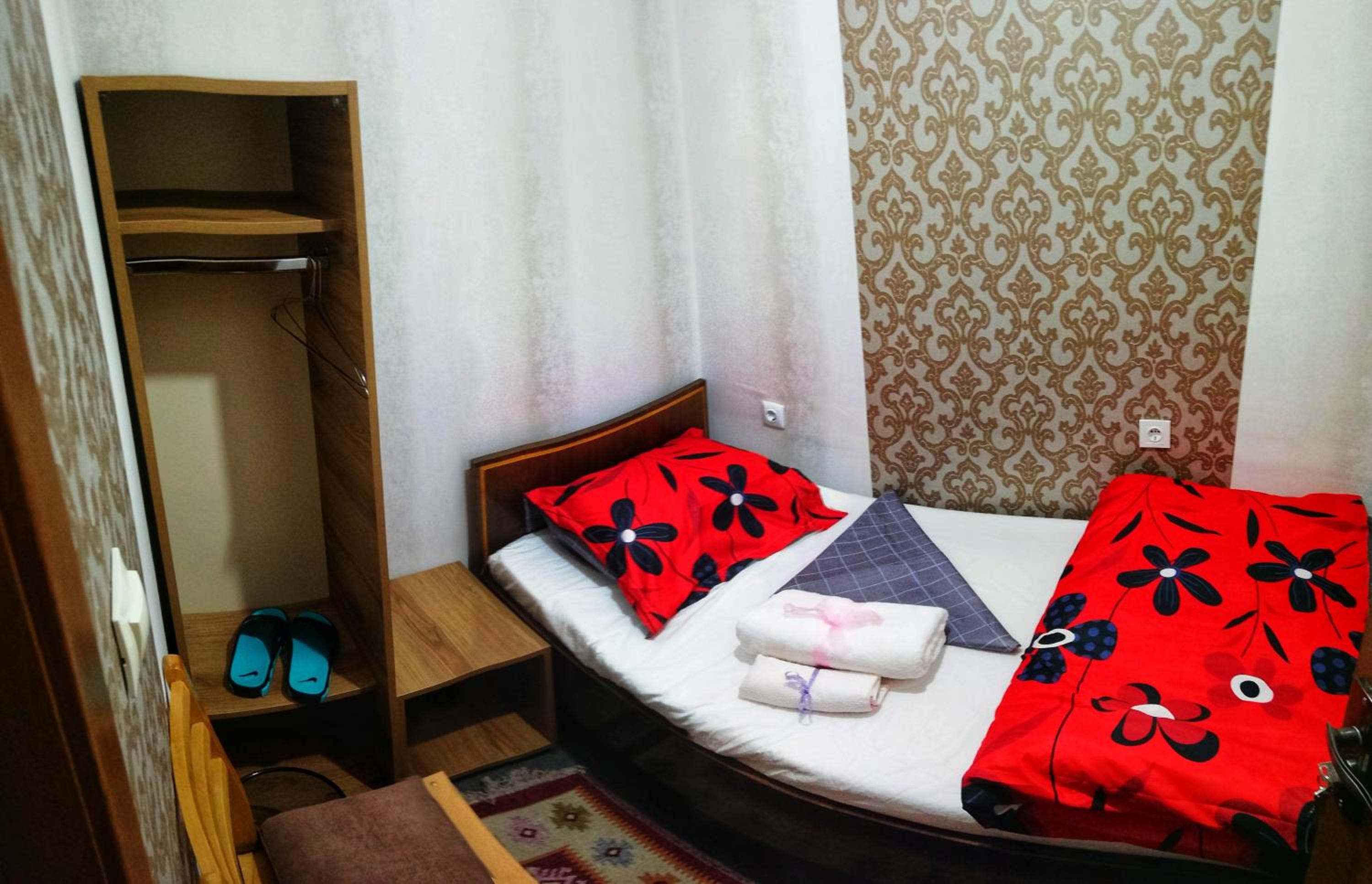 Hostel Violet view 4