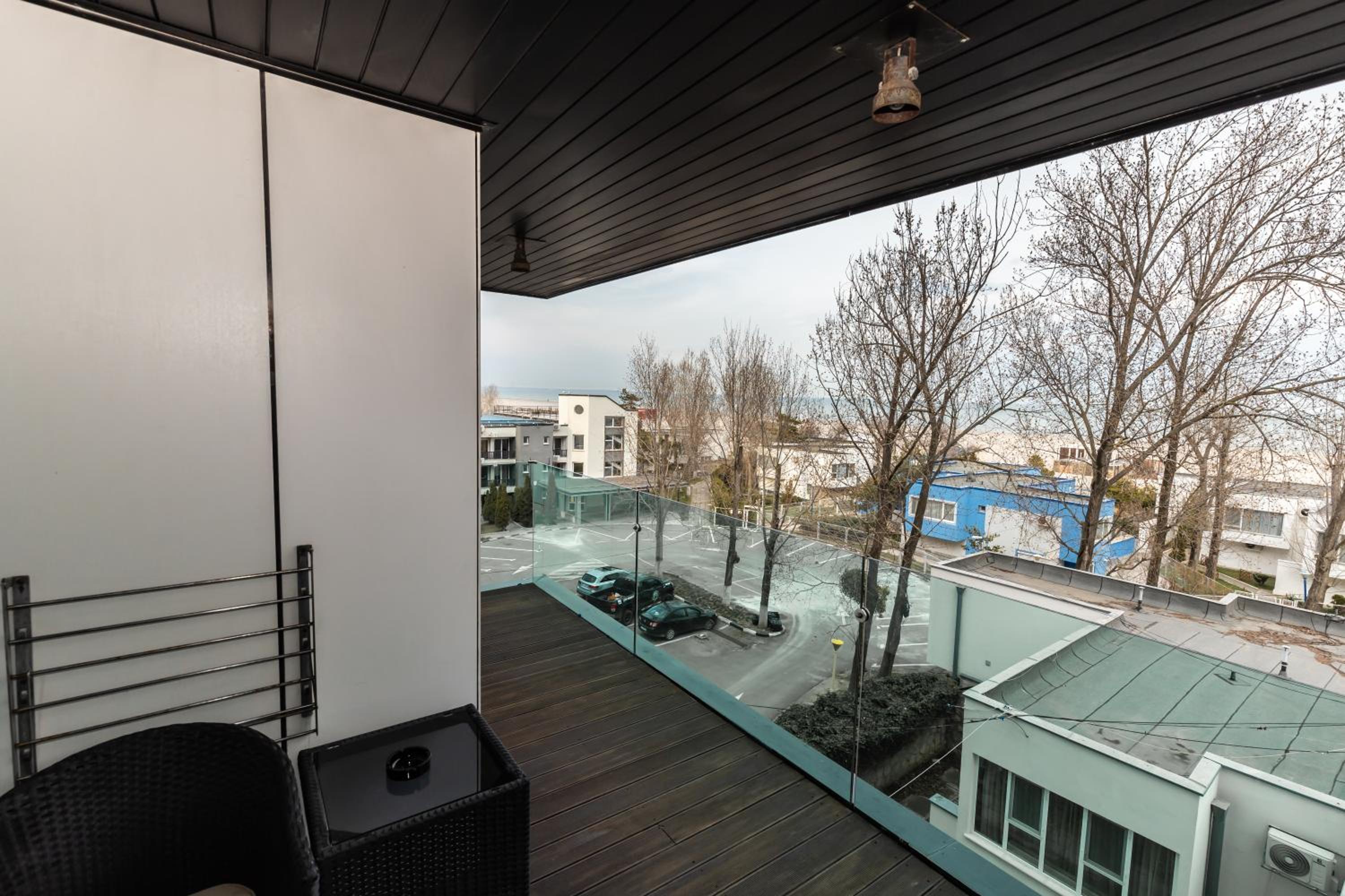Pupa Residence