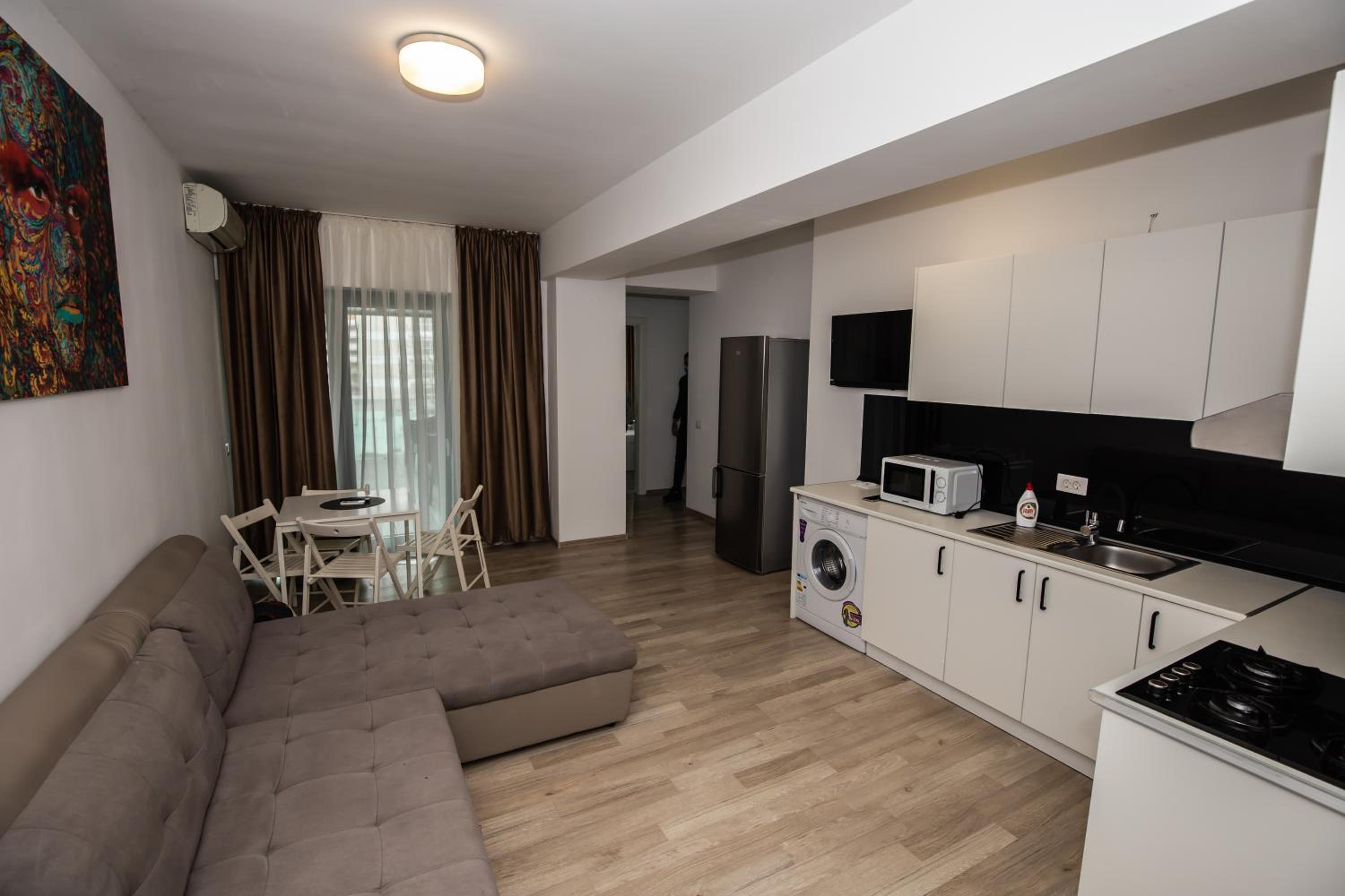 Pupa Residence