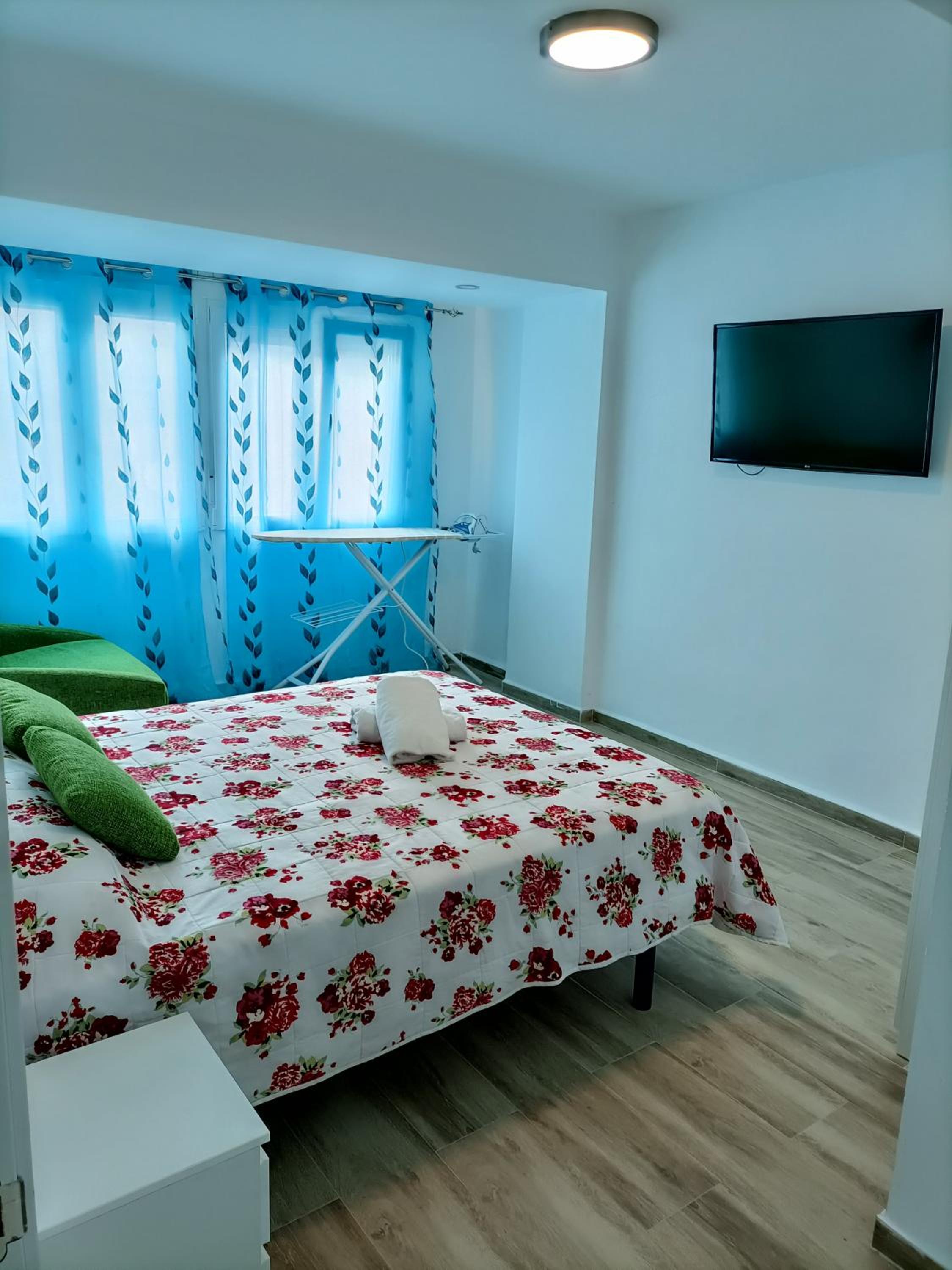 Apartamento con 2 dormitorios photo 4