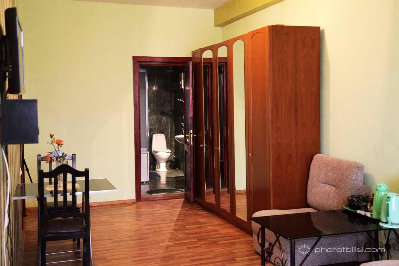 Photo 21