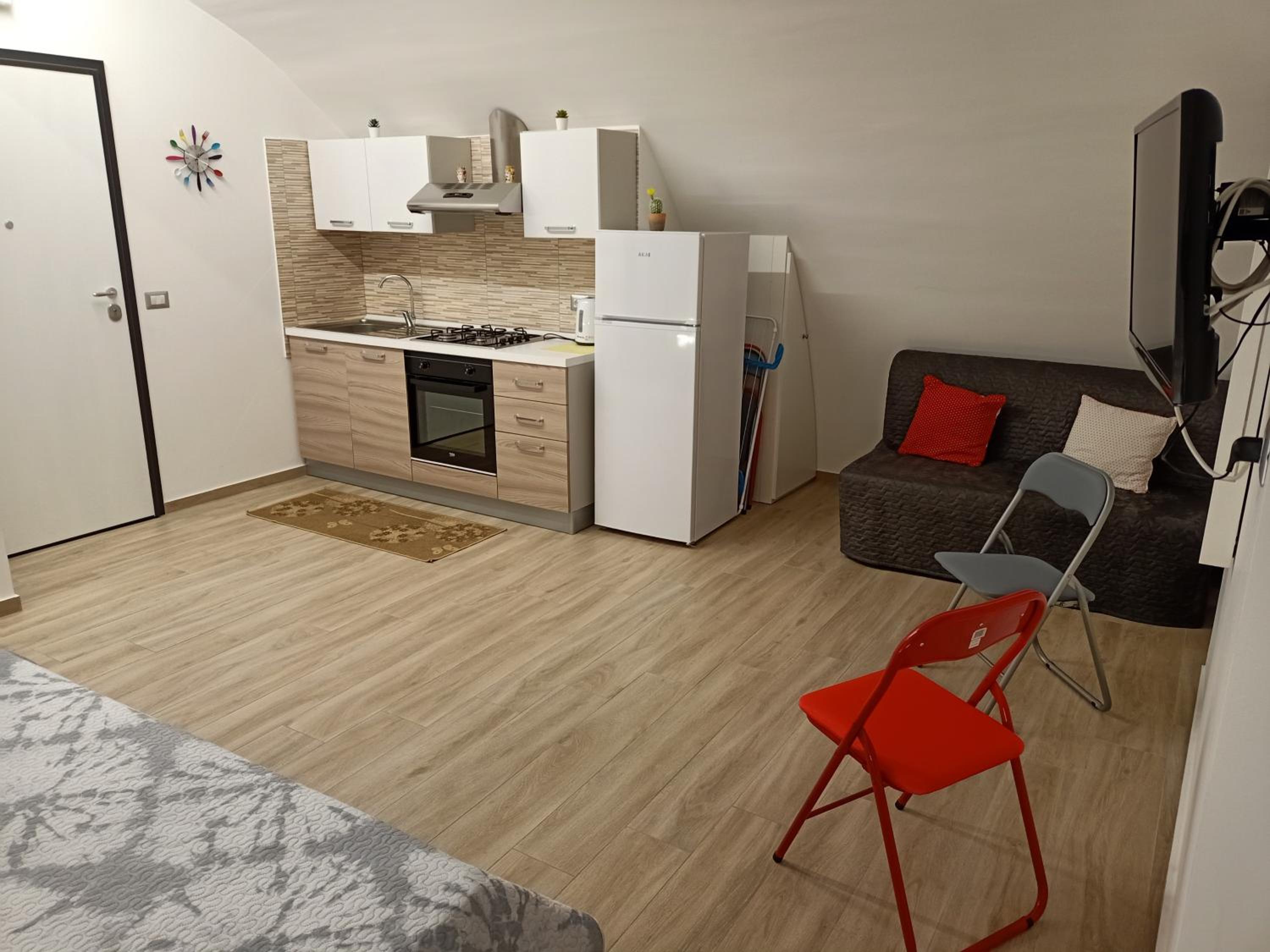Photo 8