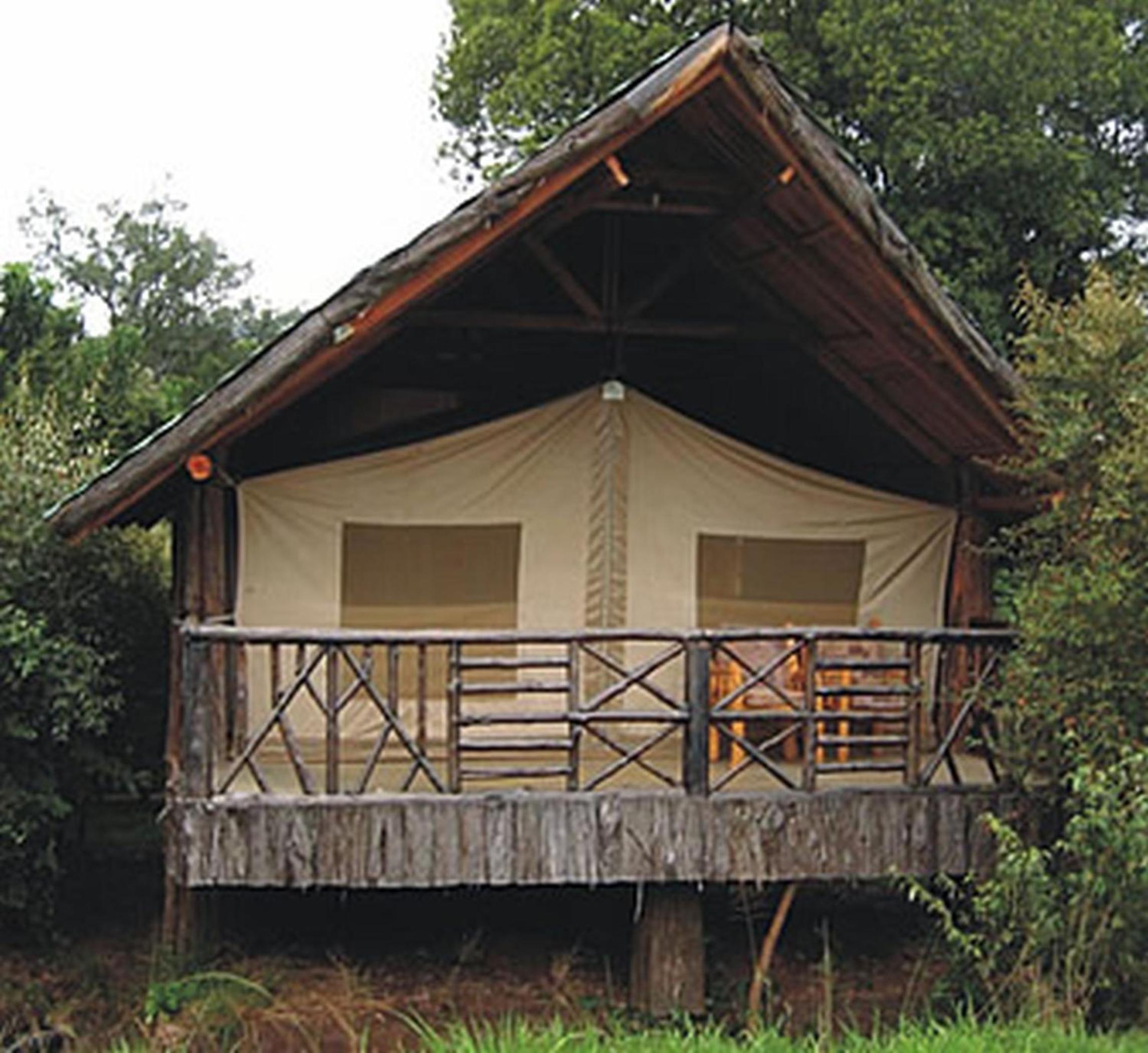 Sentrim Mara Lodge view 2