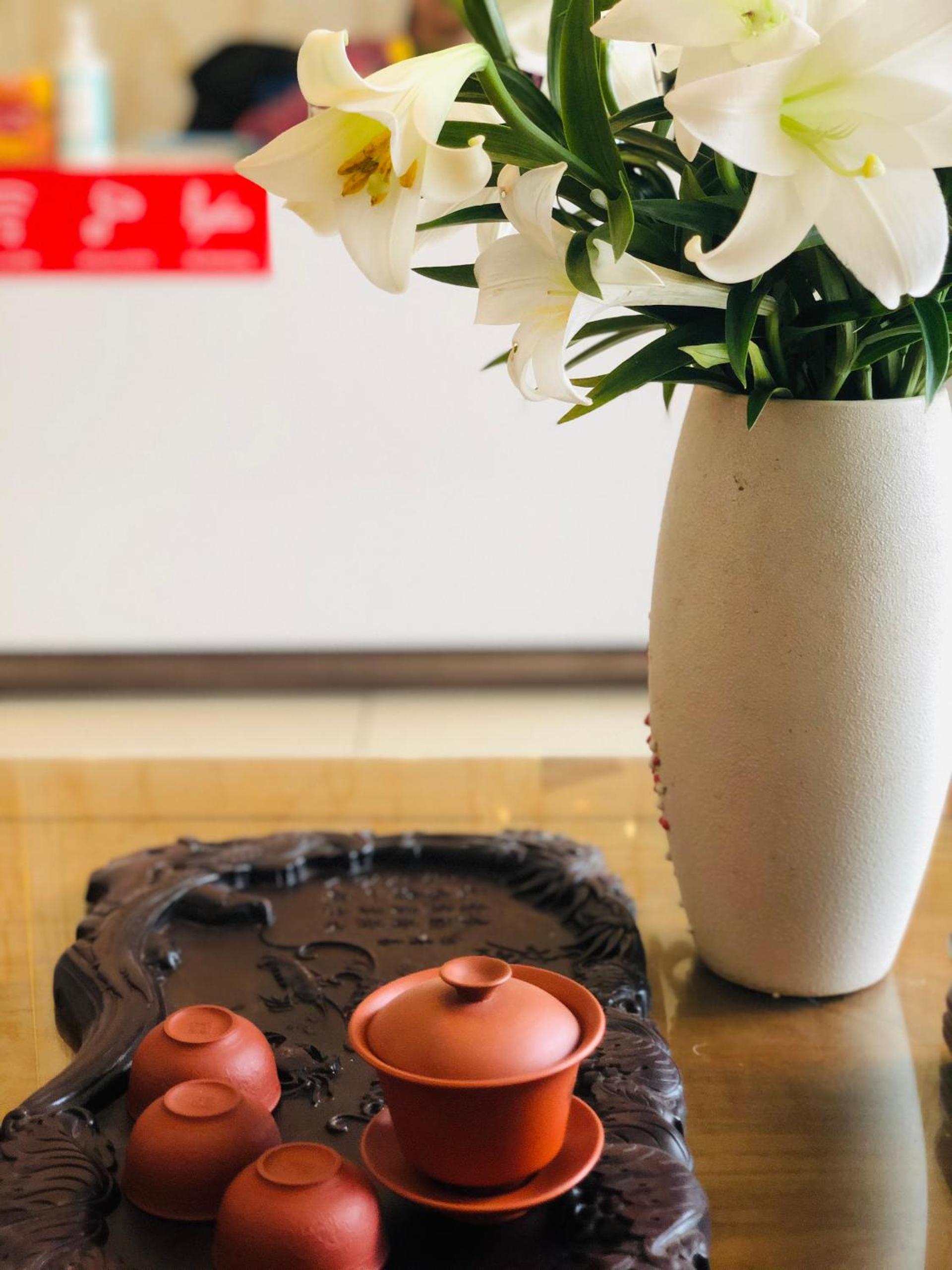 Westlake Tay Ho Hotel 696 Lạc Long Quân