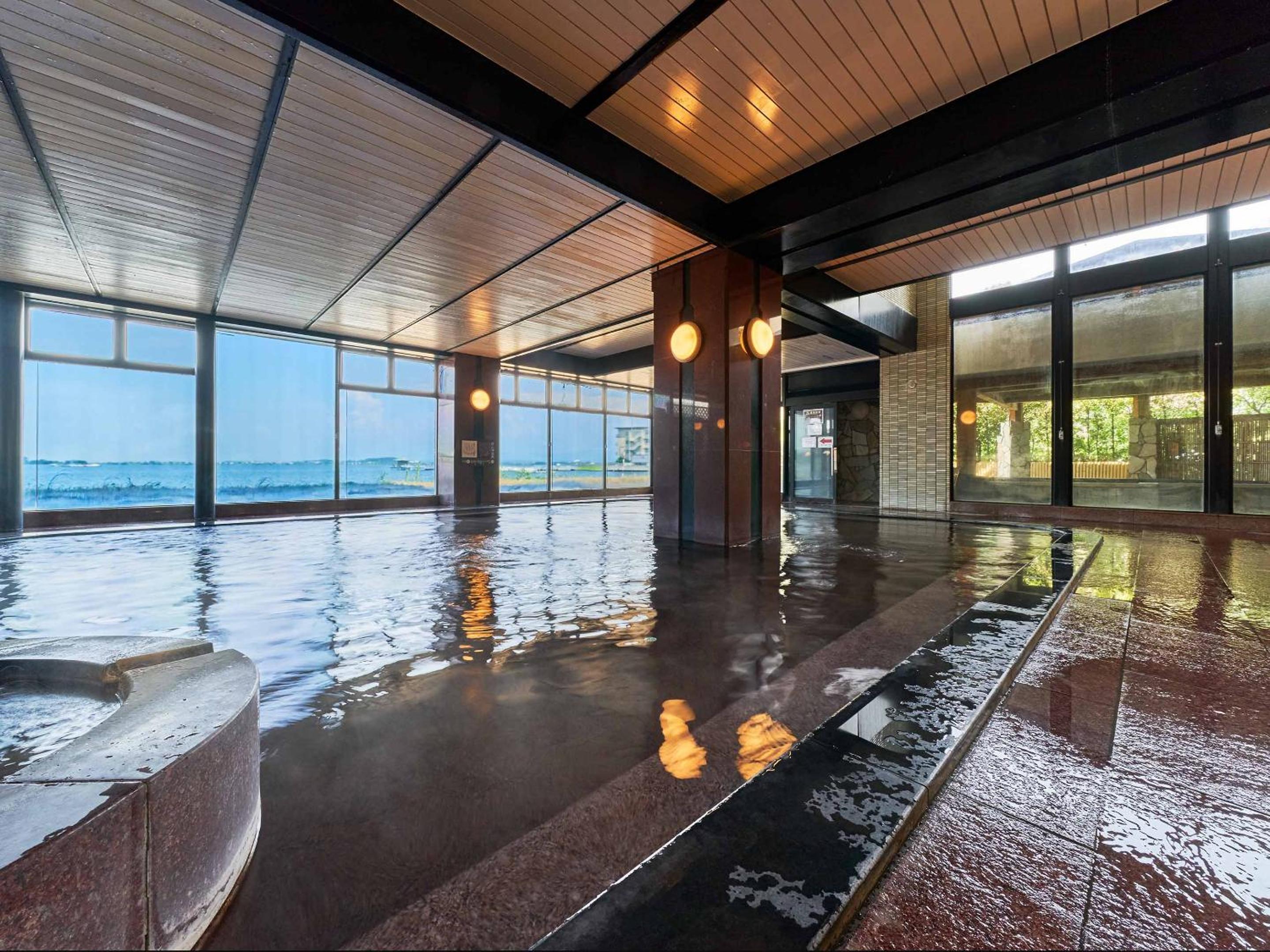 Ooedo Onsen Monogatari Premium Kaga Maruya