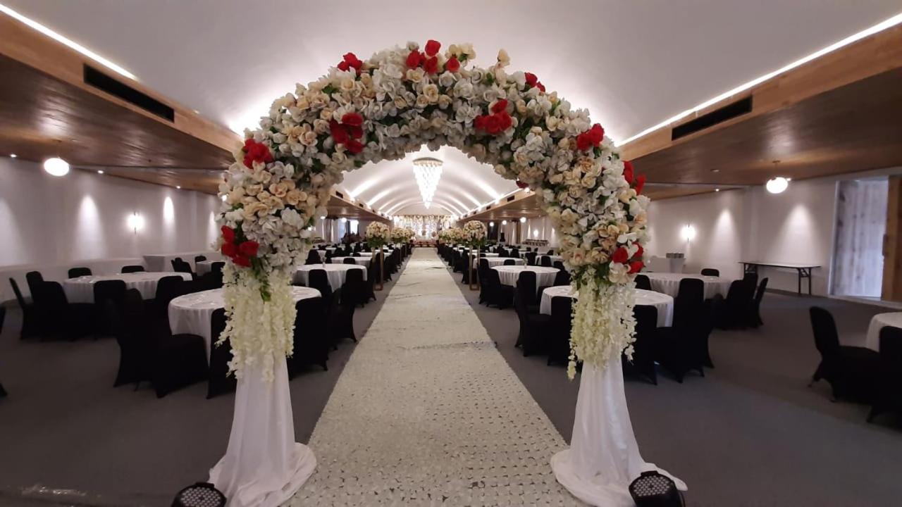 meeting & event spaces