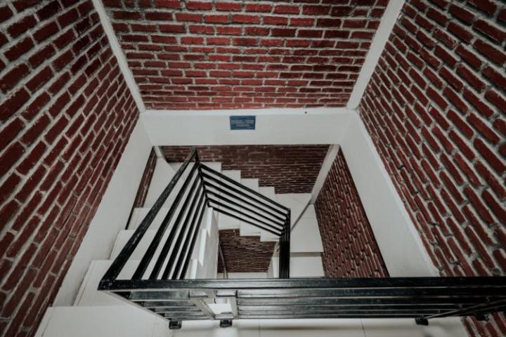 D'Paragon Cerry view 2