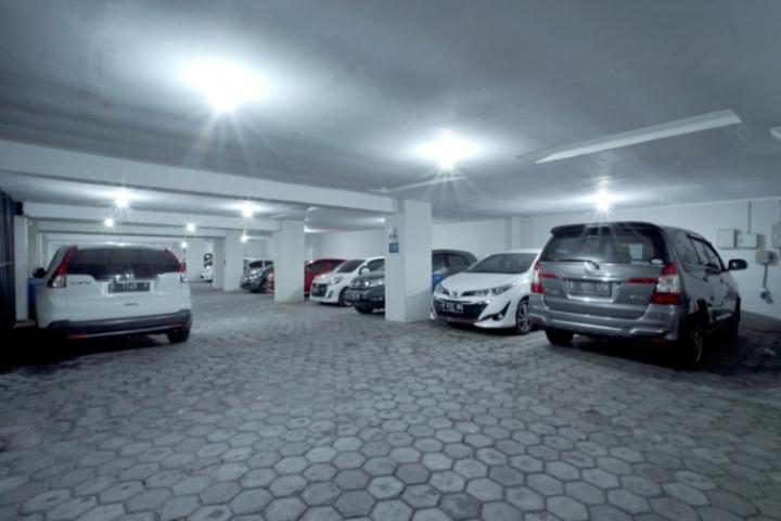 Photo 9