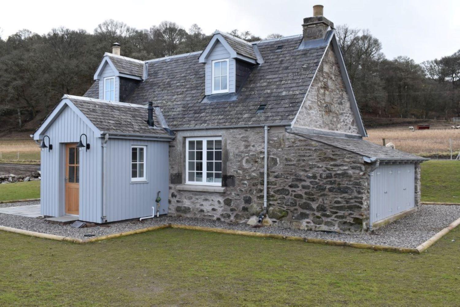Osprey Cottage, Port o Tay view 4