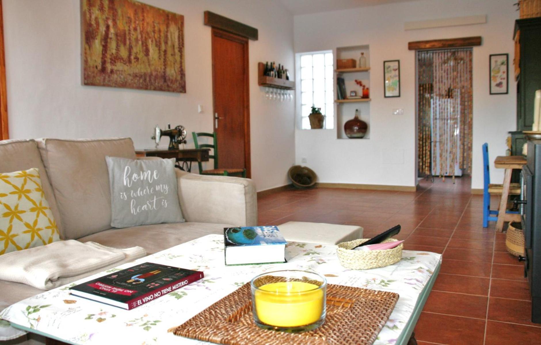 CASA RURAL ENTRE VINYES