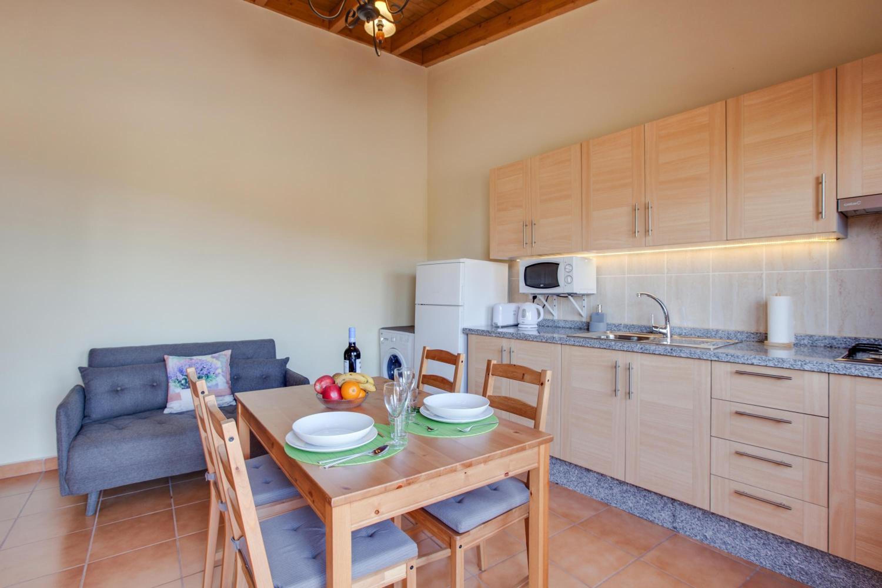 Casas Quemahierro view 5