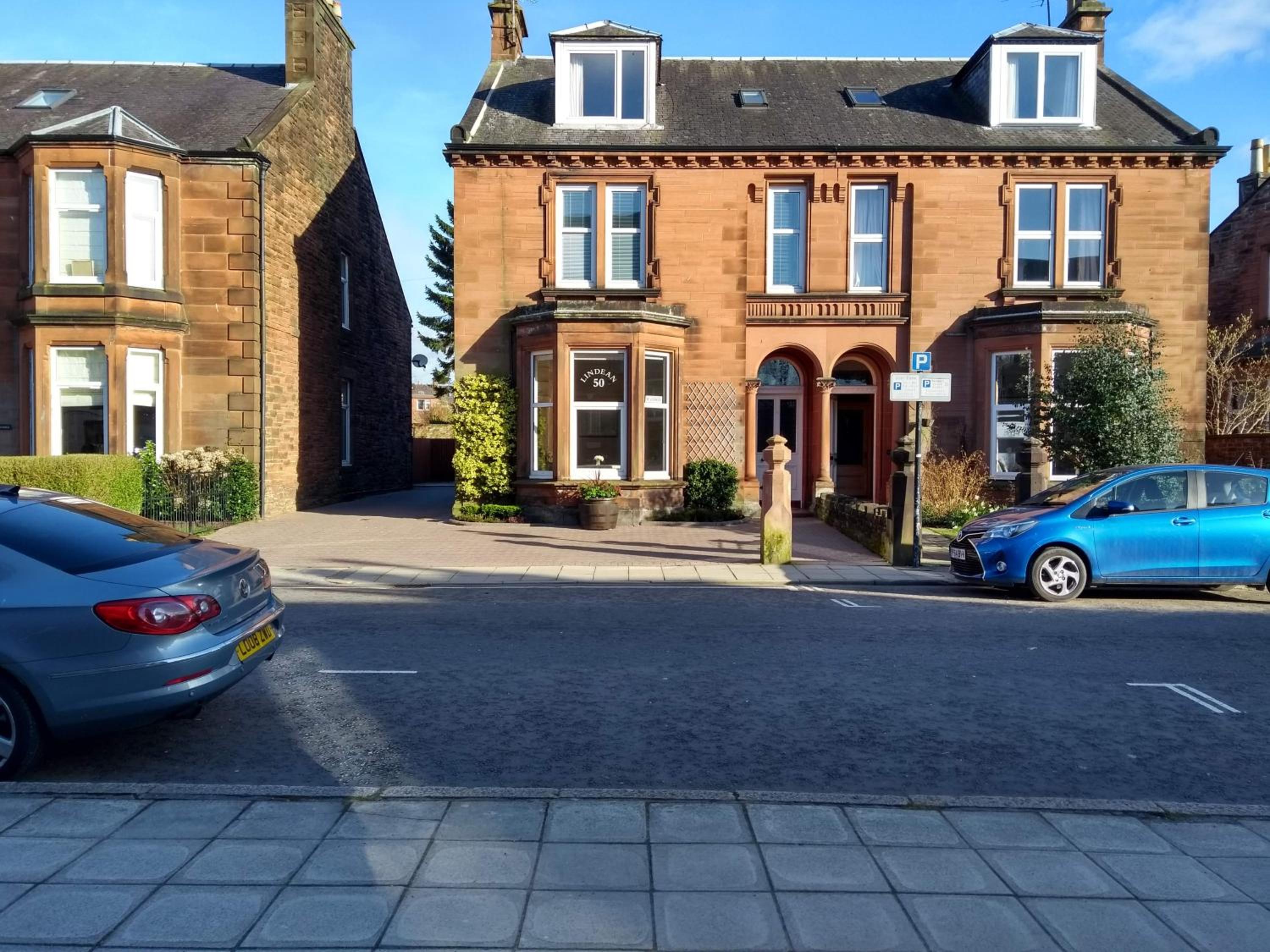 Dumfries Vacations - Lindean Guest House - Property Image 1