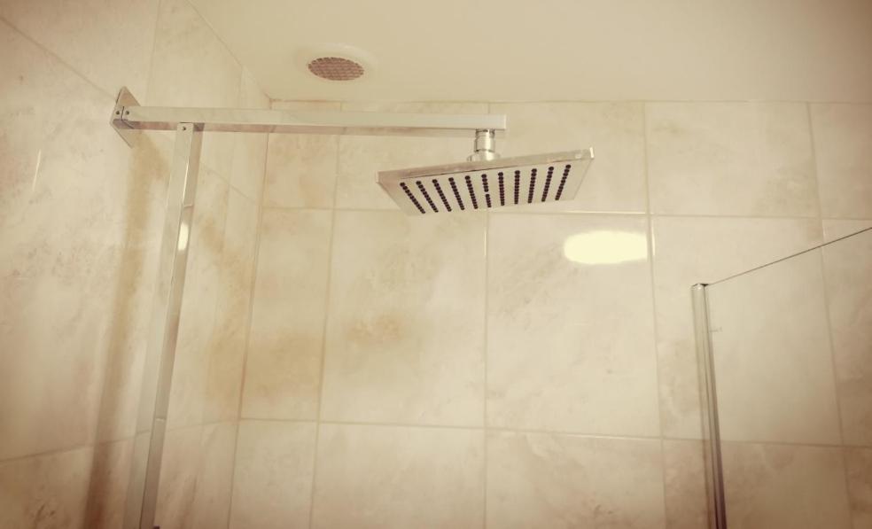 Crewe Vacations - The Waverley Hotel - Property Image 1