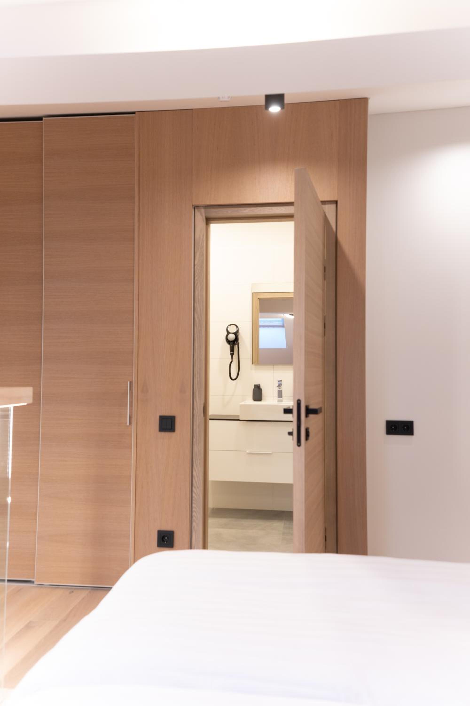 CLINICUS Apartments