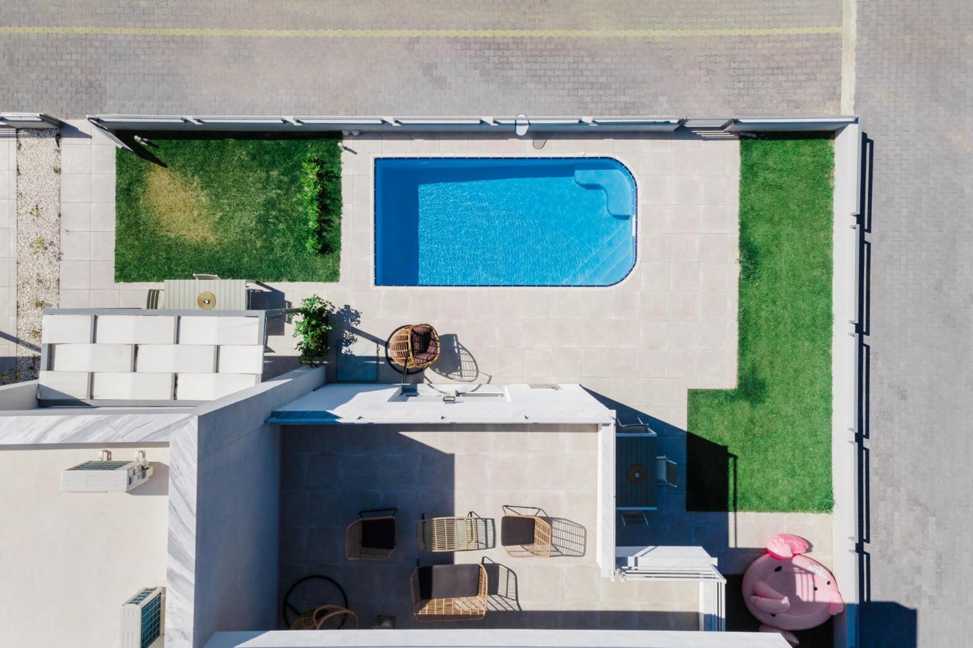 Thalassa & Thalassa Prive Residential Complex view 4