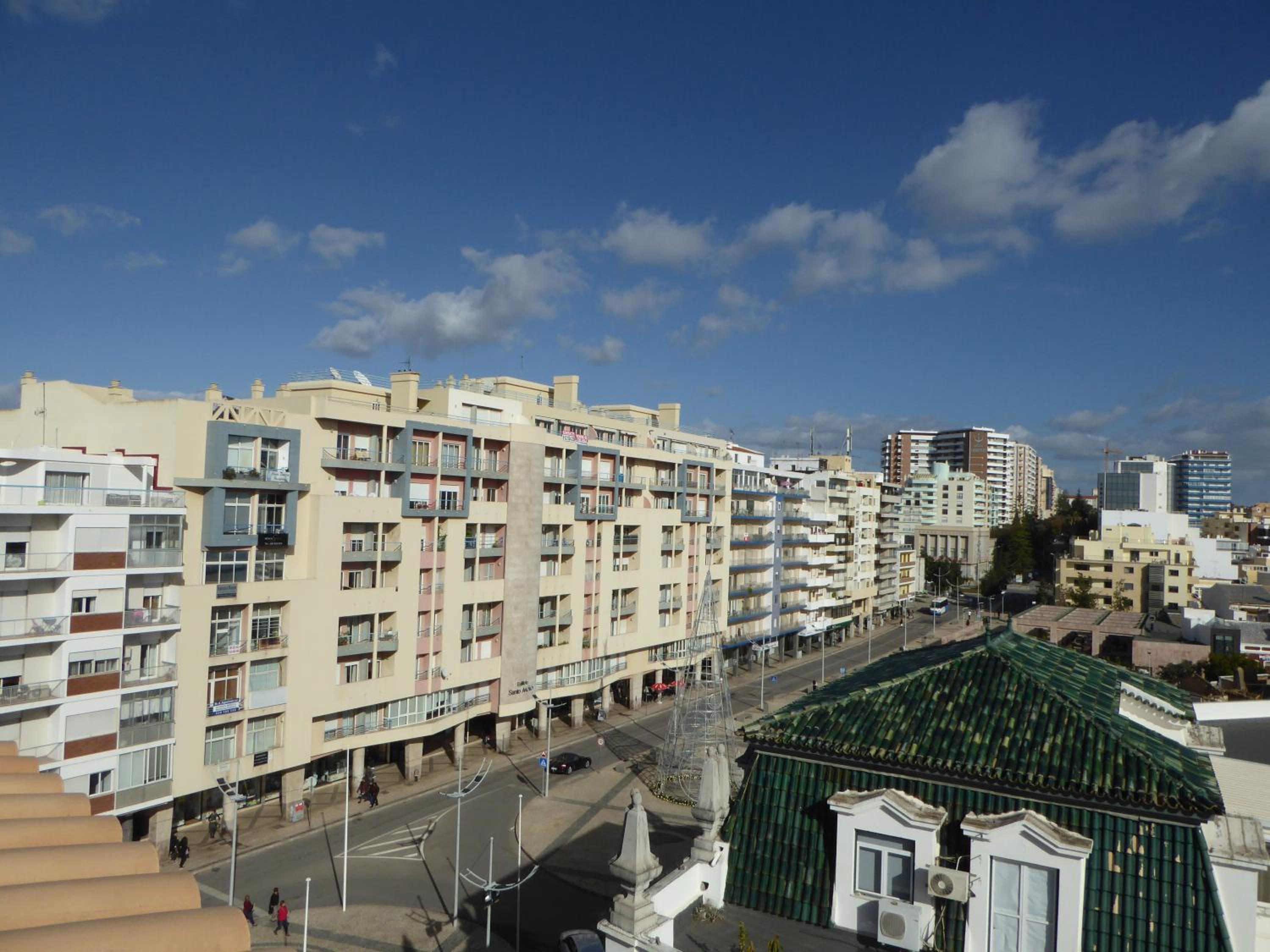 Downtown - Central - 6 Pax - Faro