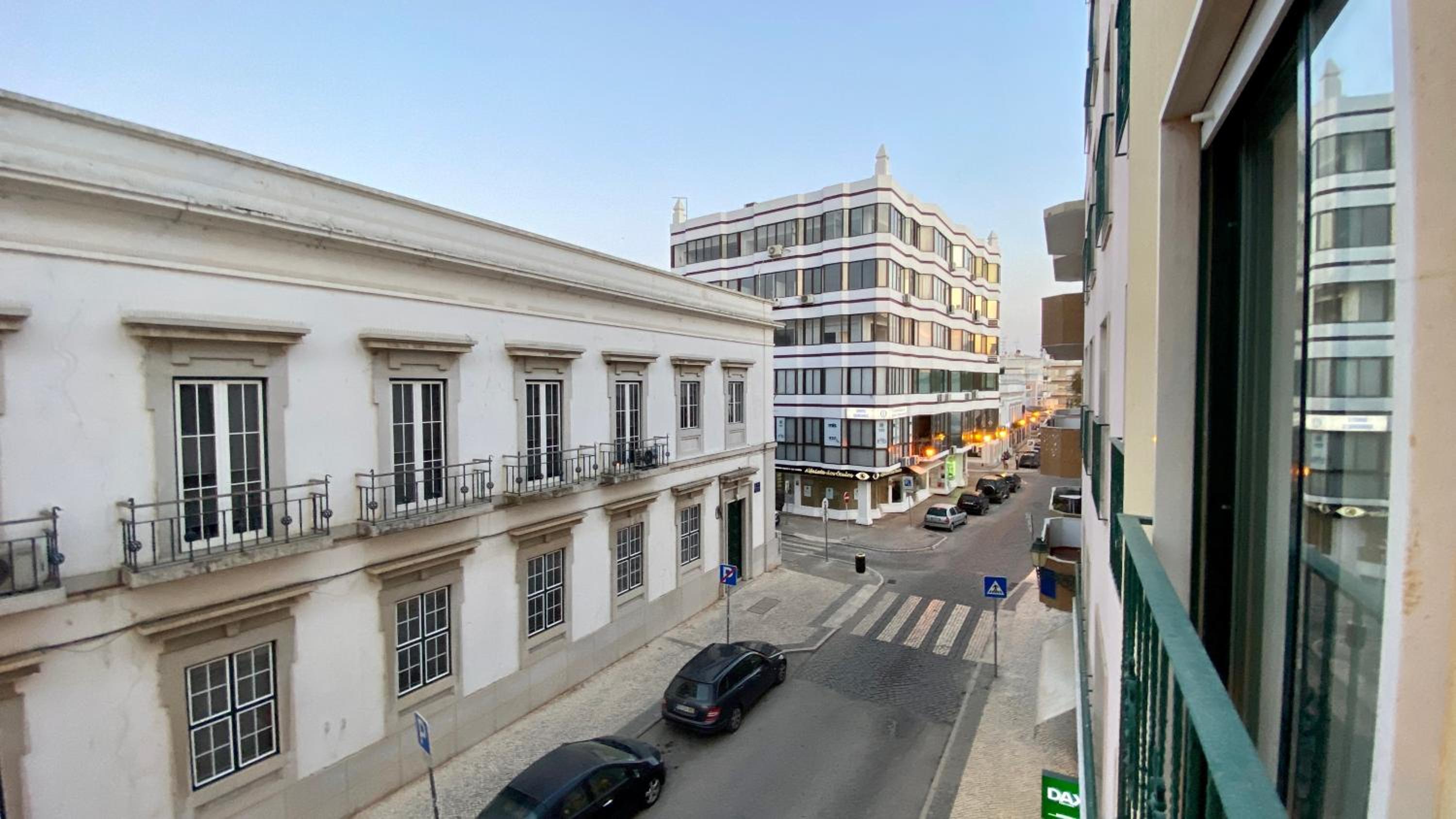 Downtown - Central - 6 Pax - Faro