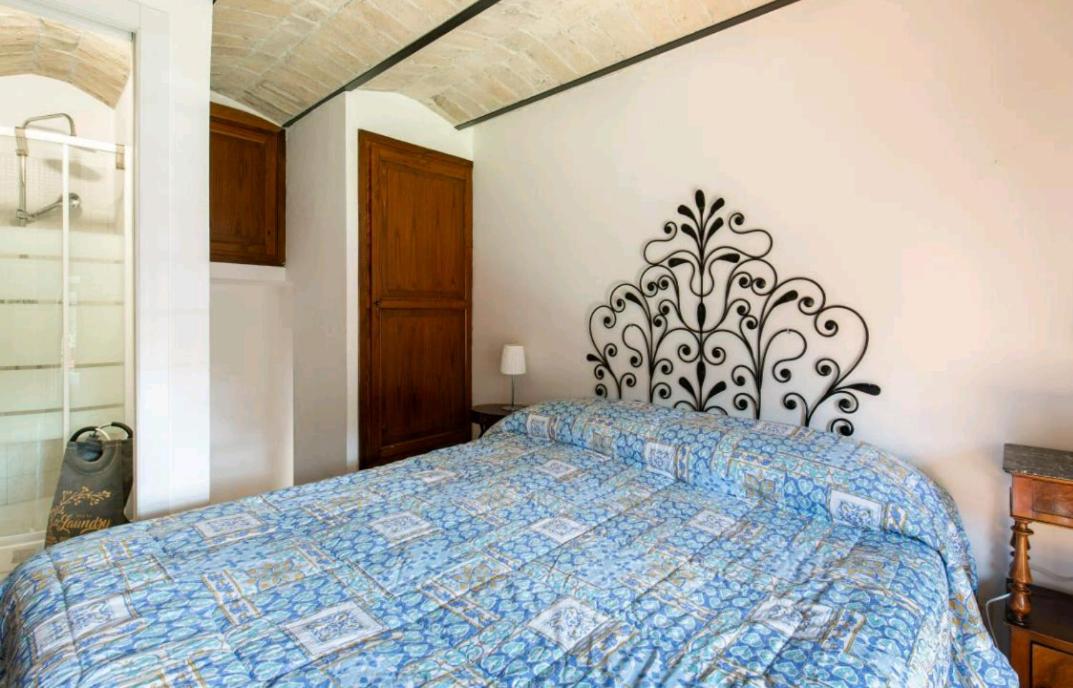 Charming Apartment with Garden, Parking & Metro
