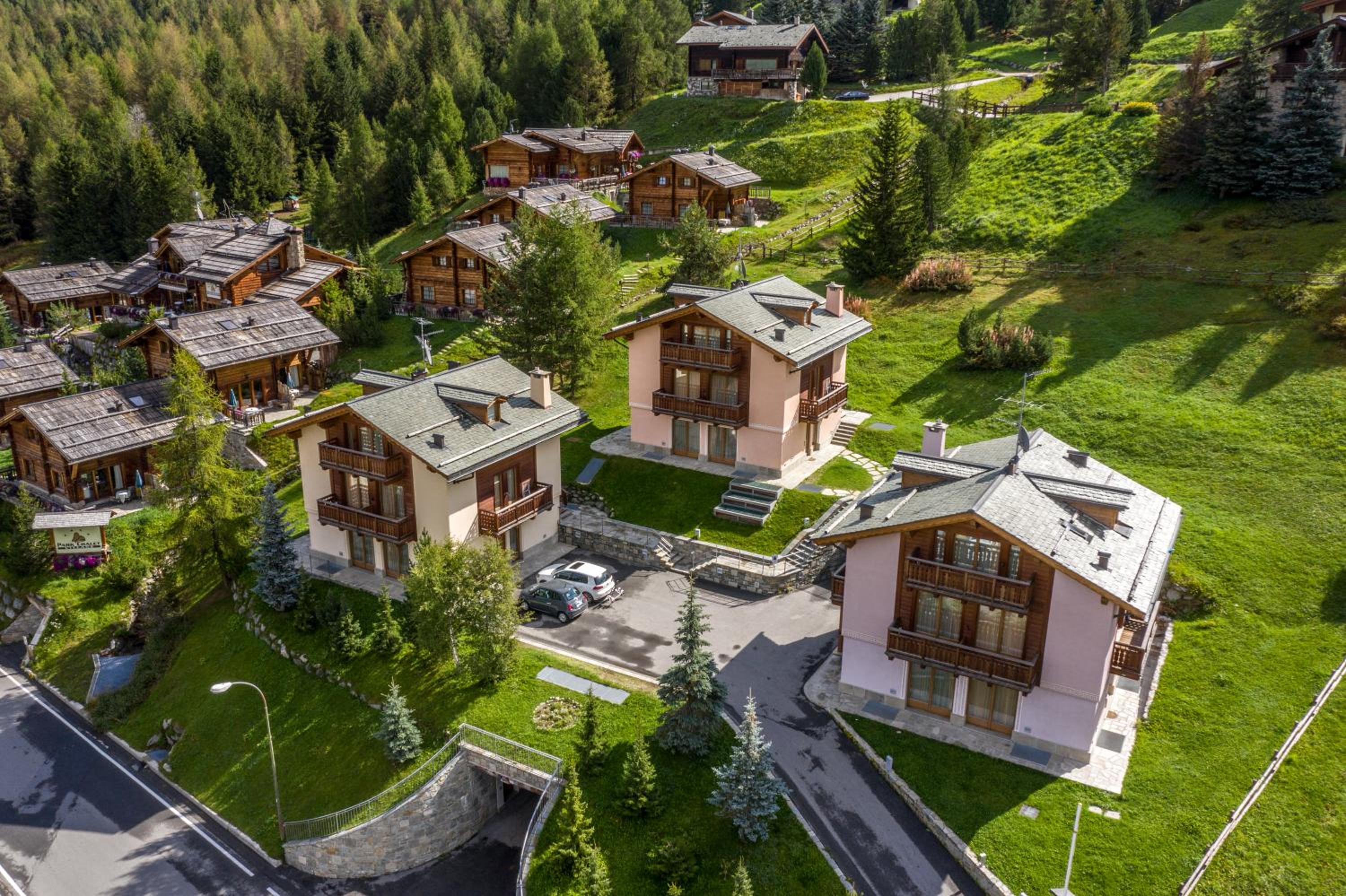 Chalet Teola