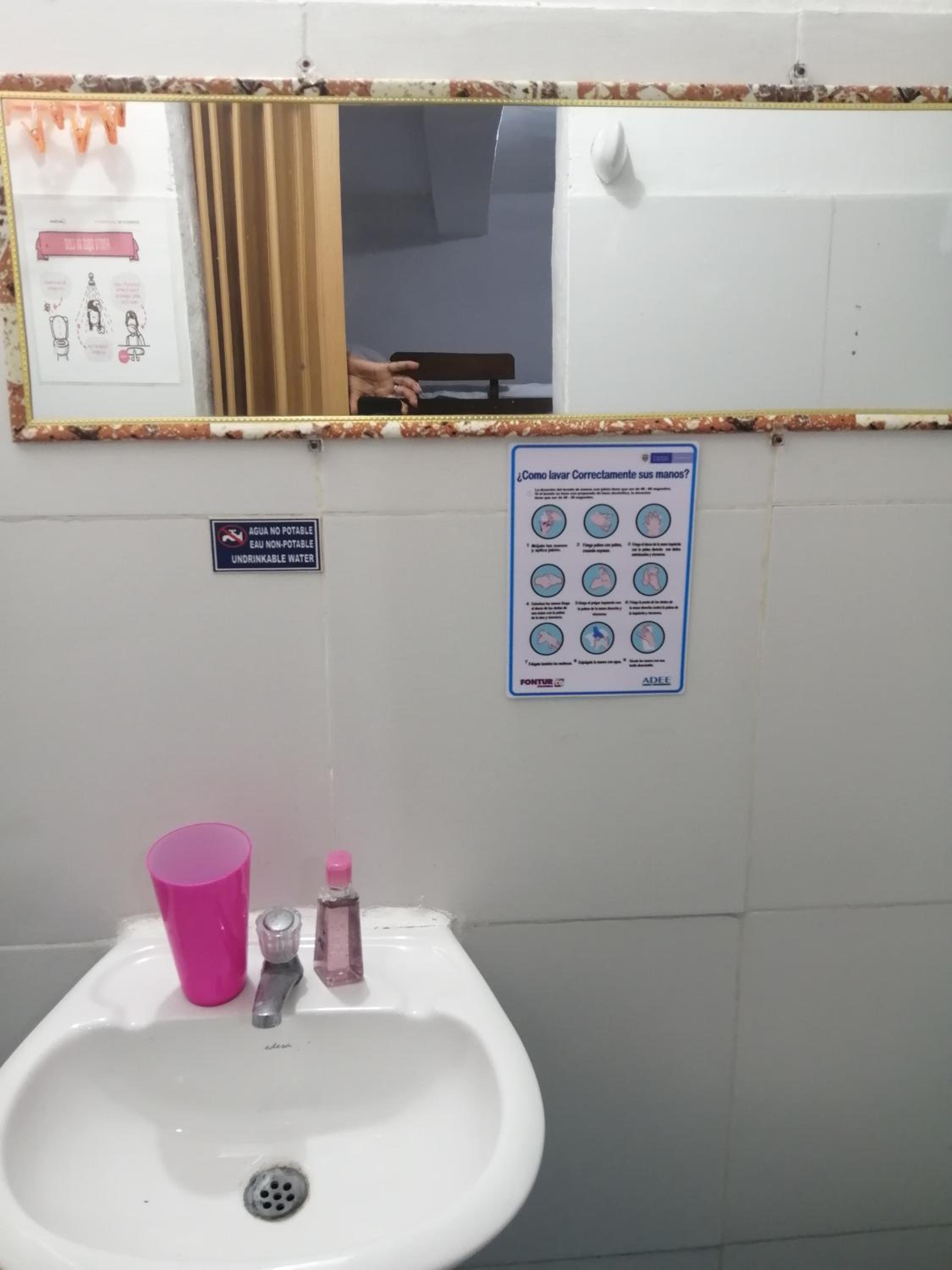 Inn Skyline Hostel