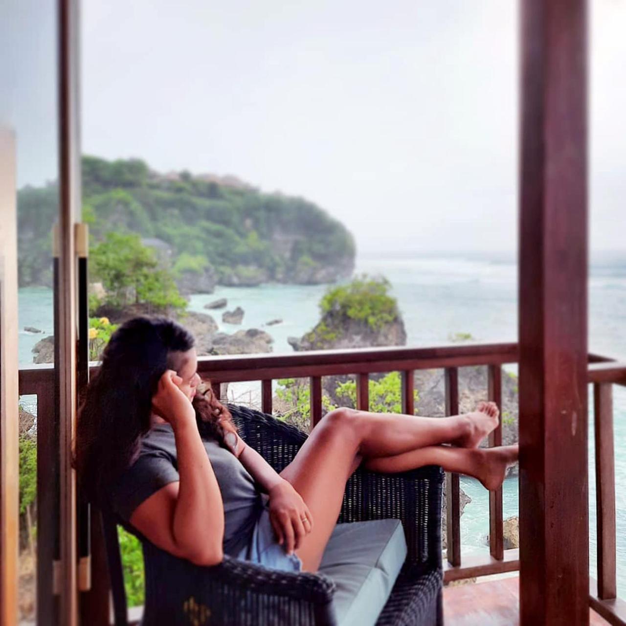 Bingin Beach House