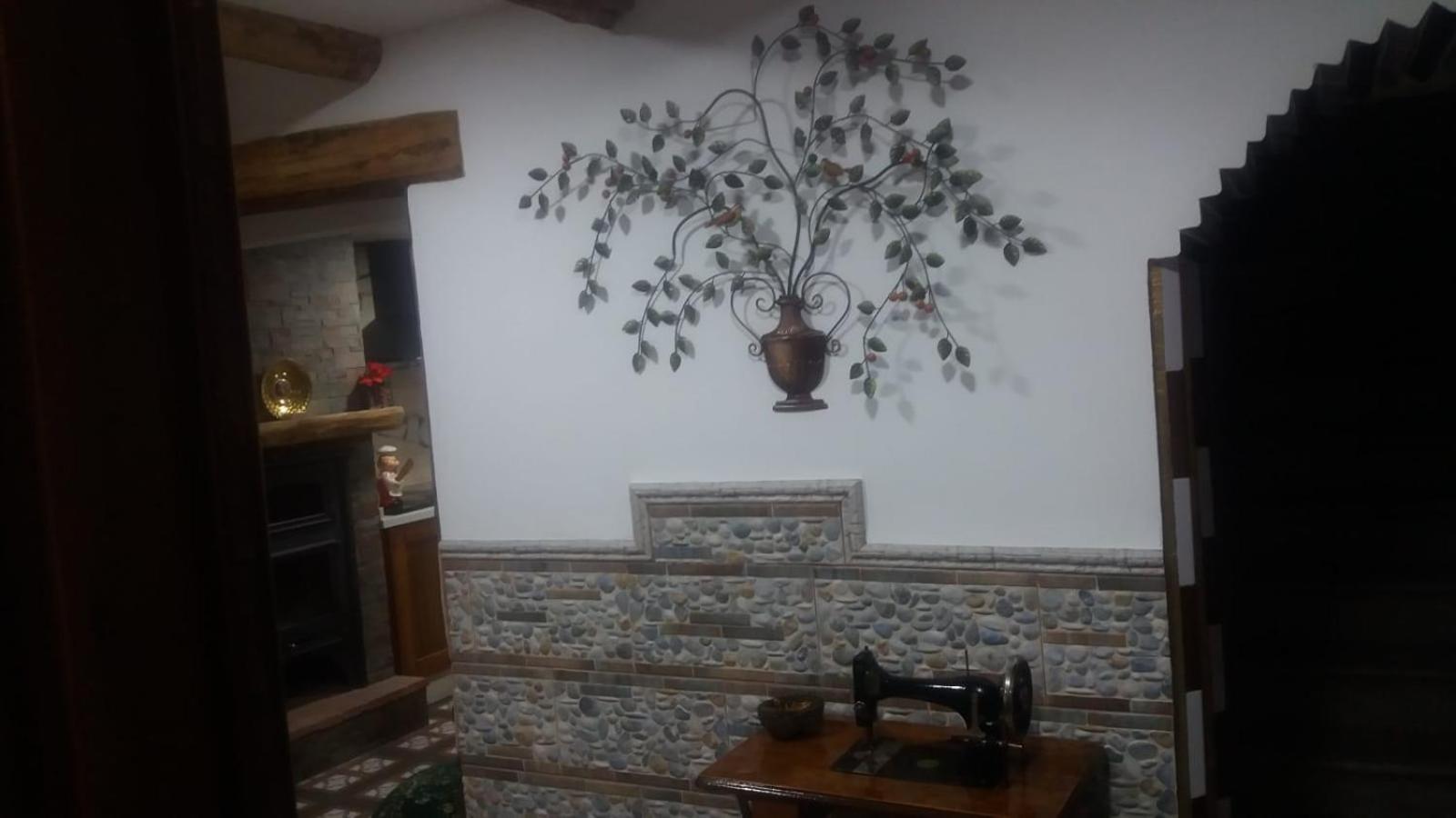 Photo 9