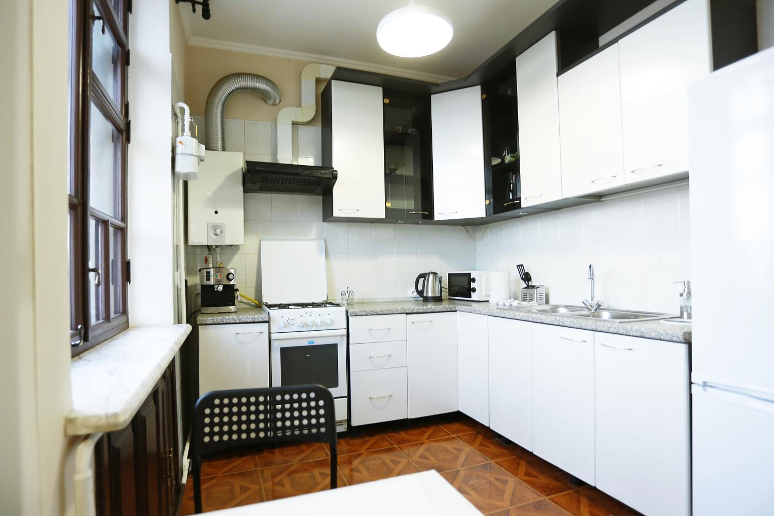 City Garden Apartments view 4