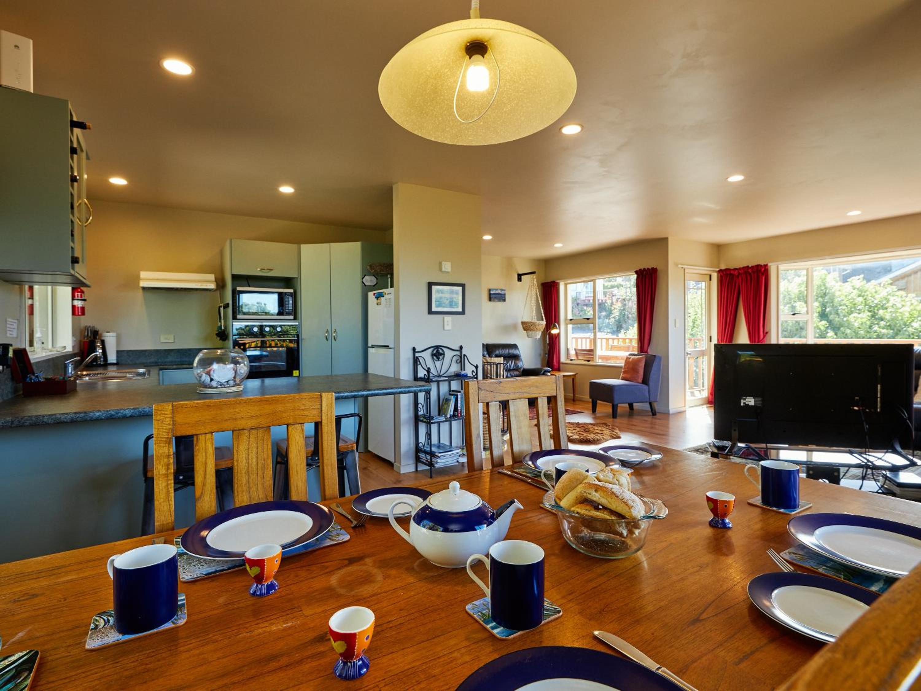 Protea House - Kaikoura Holiday Home