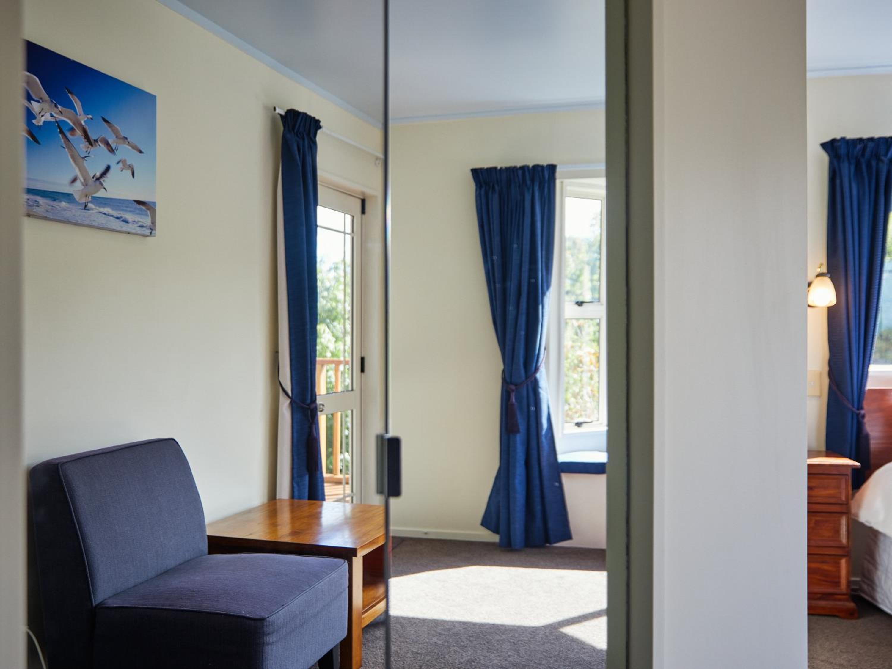 Protea House - Kaikoura Holiday Home