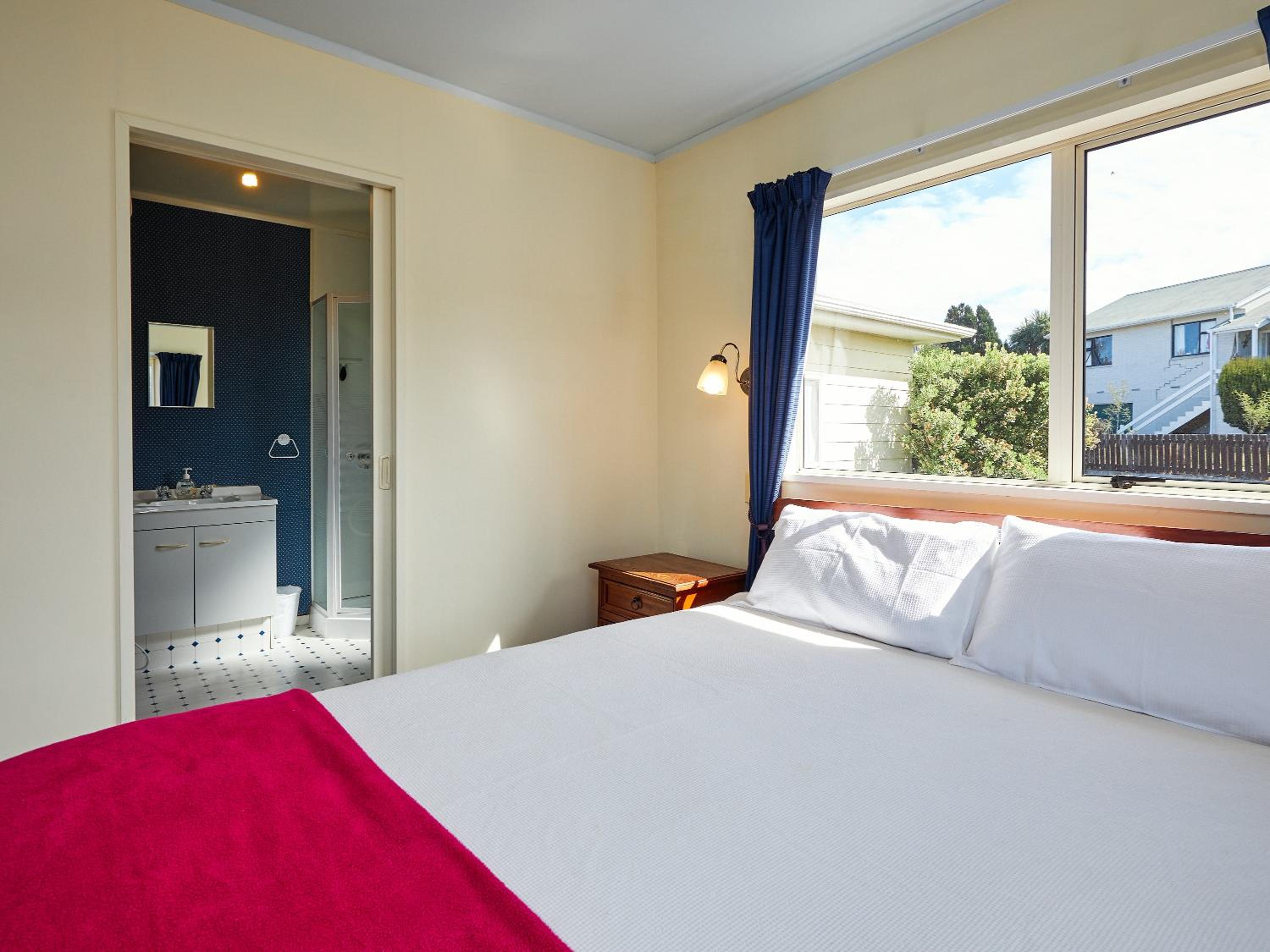 Protea House - Kaikoura Holiday Home