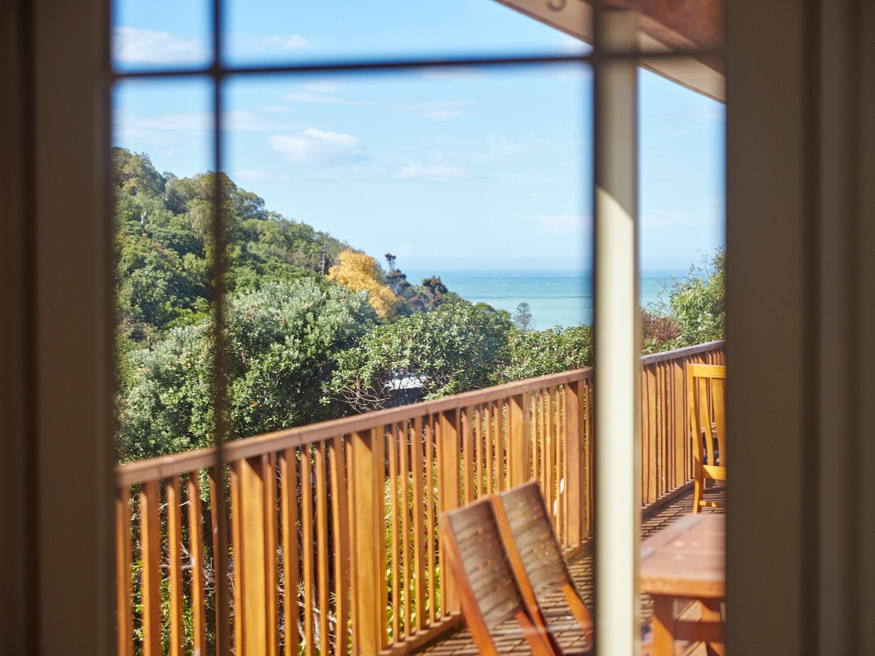 Protea House - Kaikoura Holiday Home
