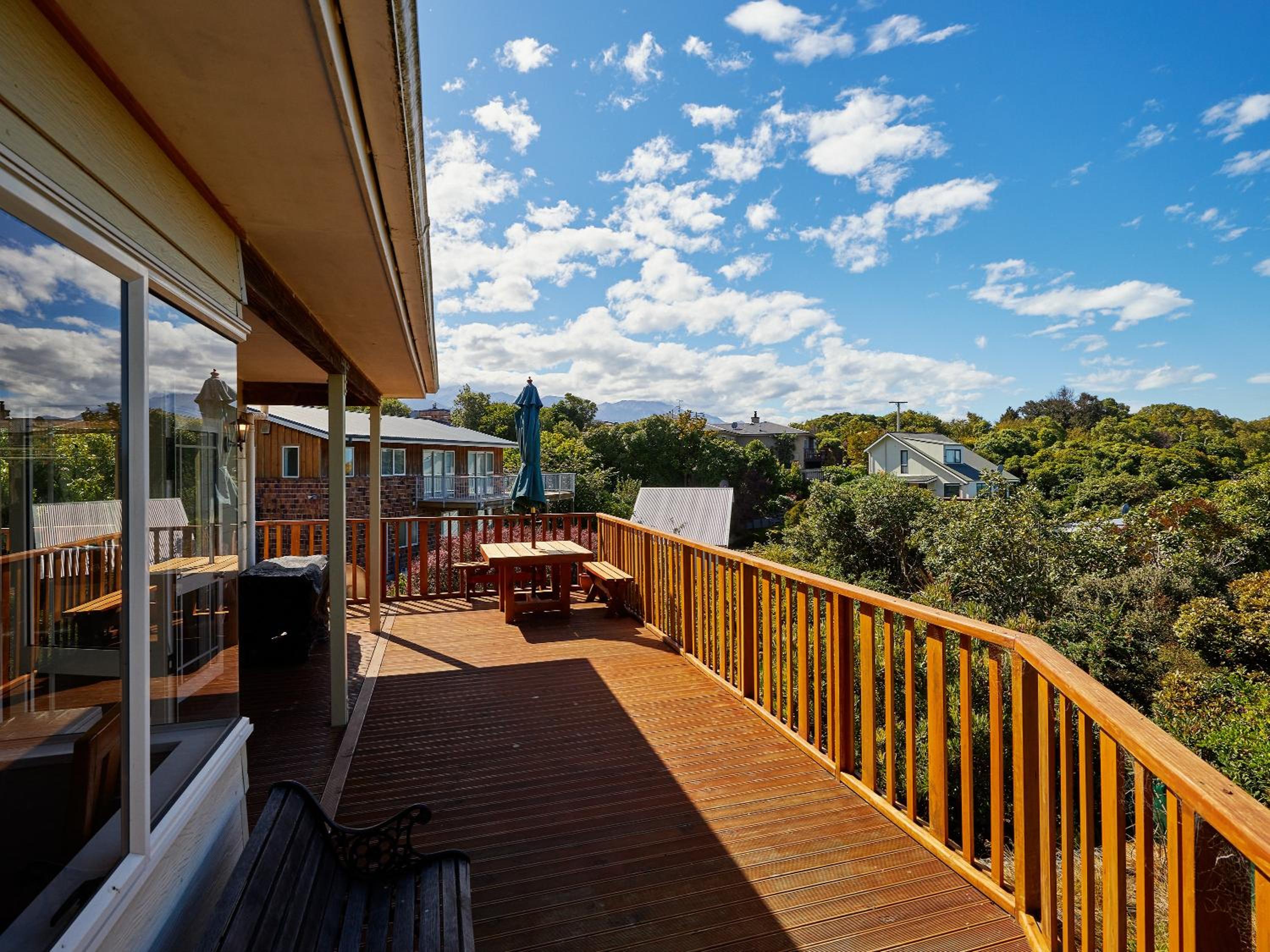 Protea House - Kaikoura Holiday Home