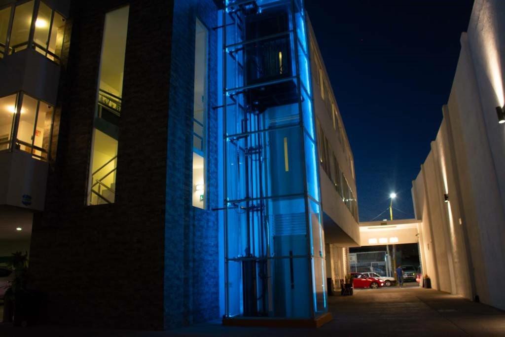 Hotel Monumental - Image 1