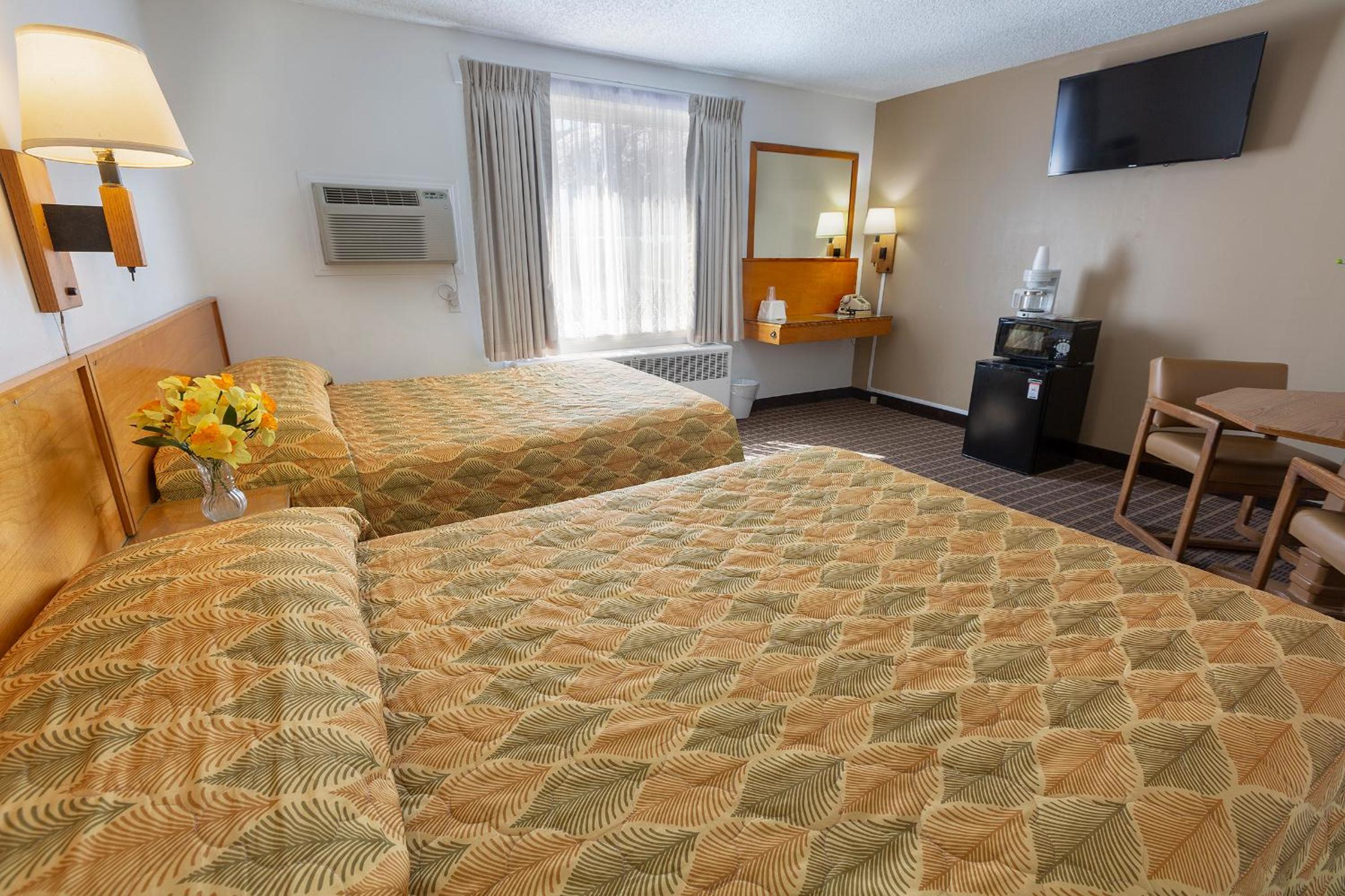 Glenwood Springs Vacations - Starlight Lodge - Property Image 8