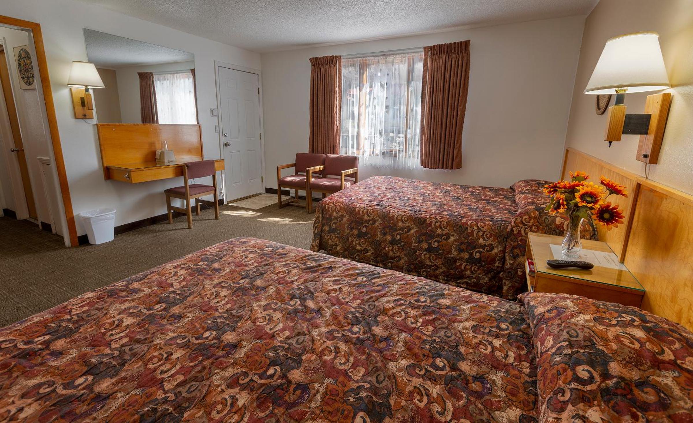 Glenwood Springs Vacations - Starlight Lodge - Property Image 7